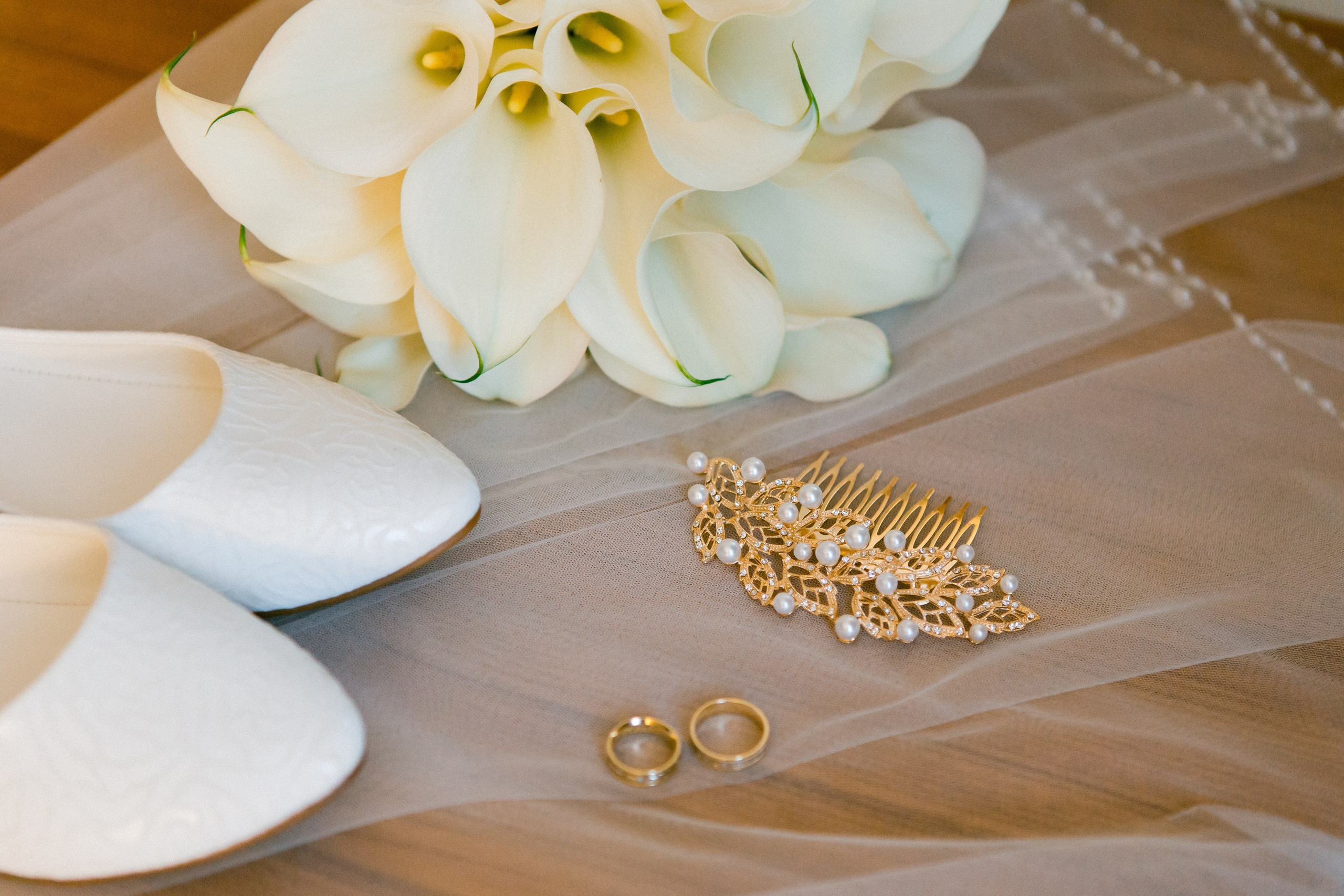 Свадебная фотосессия Сергея и Елены. Наш свадебный день. Видеосъемка и фотосъемка свадеб. Фотограф и оператор на свадьбу. Видеосъемка подкастов, собственная видео-фотостудии. Предметная фотосъемка