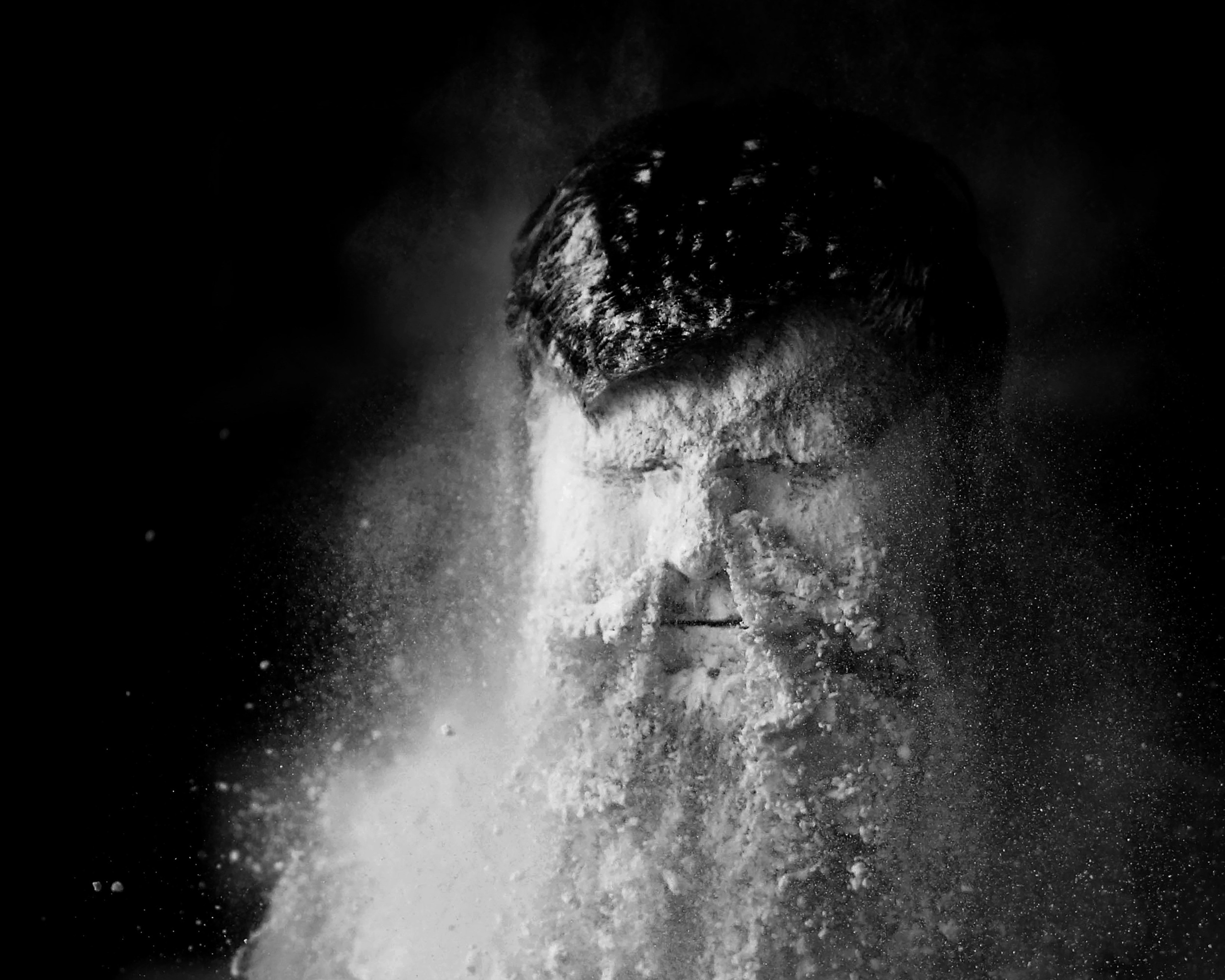 FLOUR. Фотограф