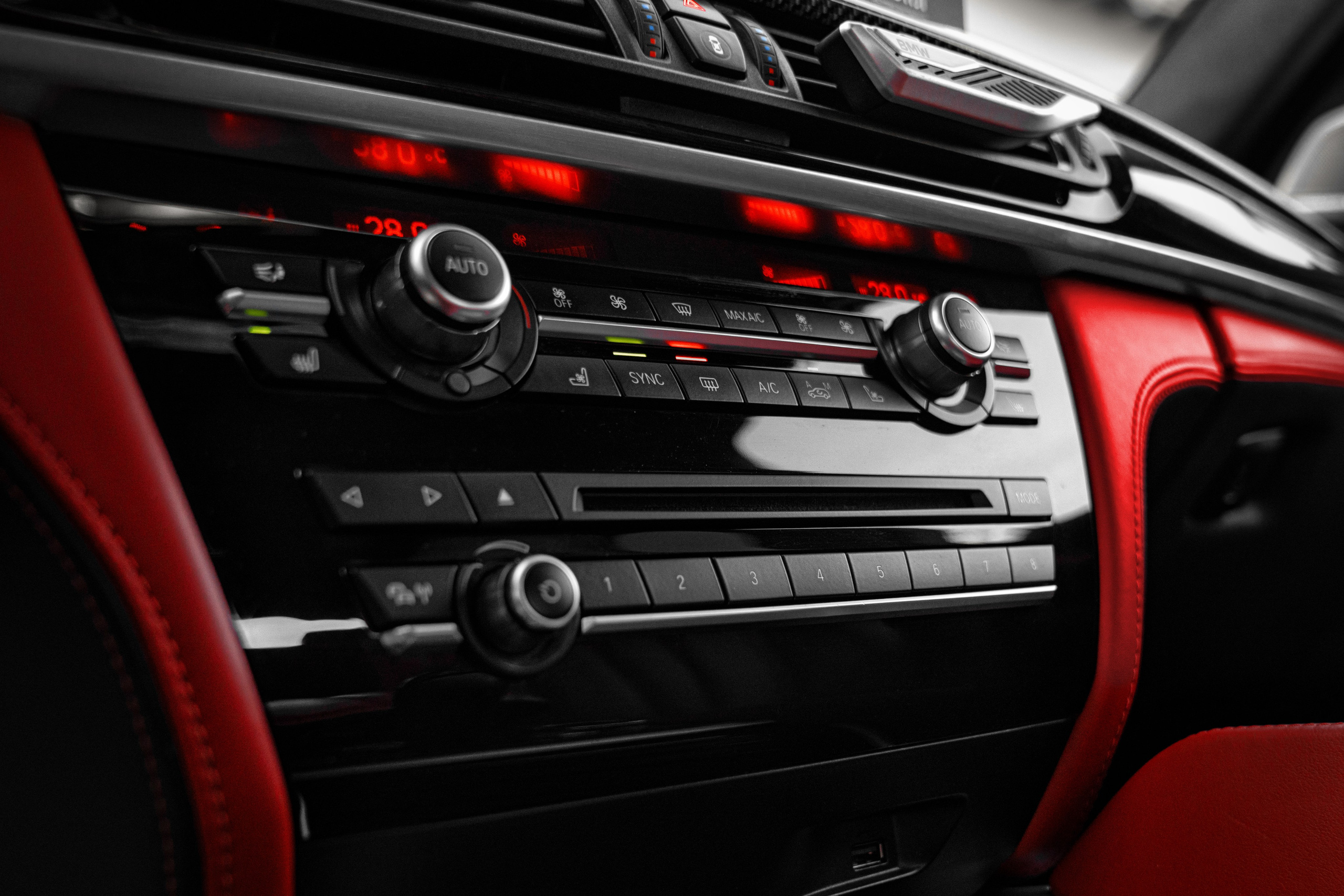 BMW X6M. Антон Незримый | Фотограф в Санкт-Петербурге