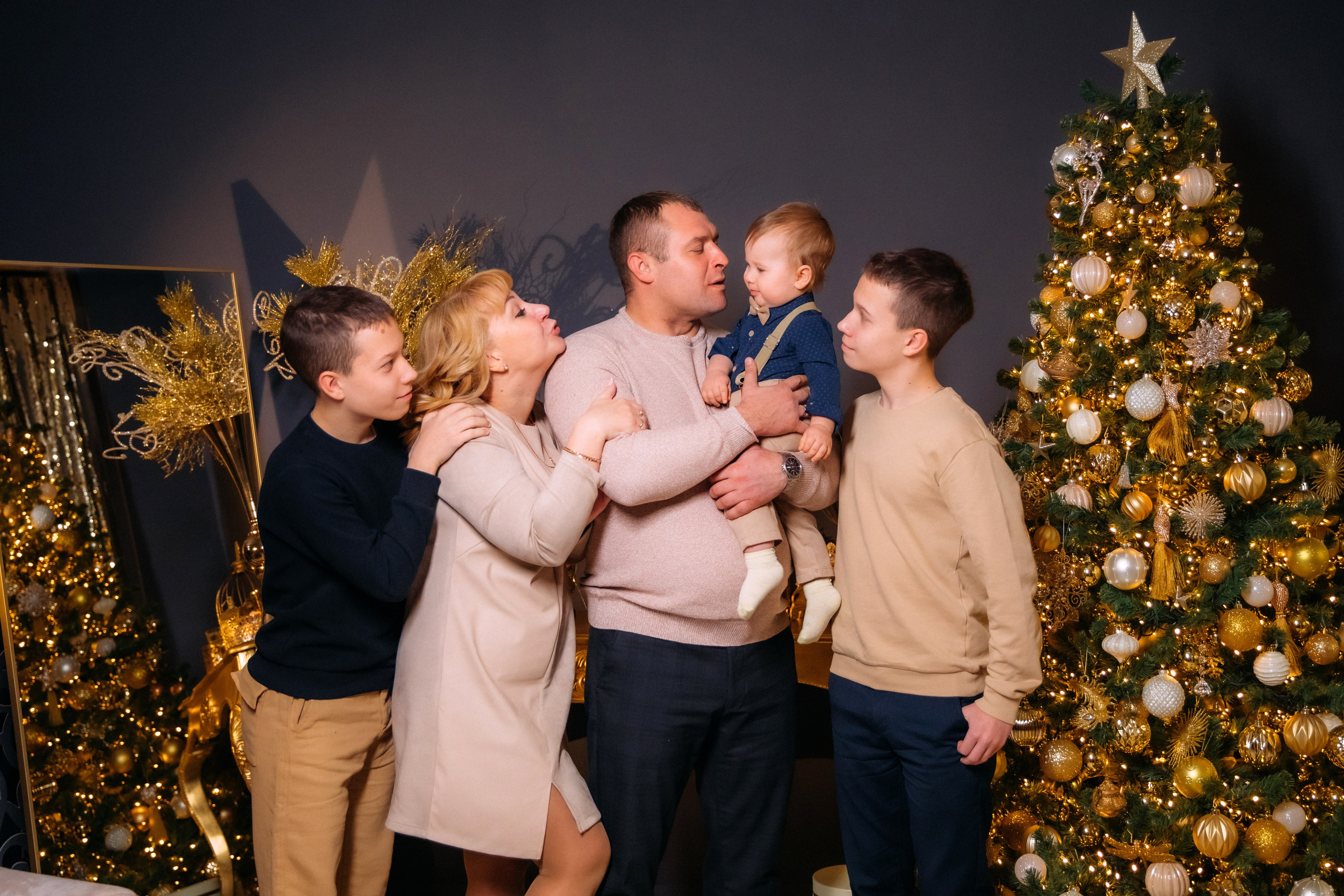 НОВЫЙ 2024 ГОД. Женский и семейный фотограф Елена Петрова