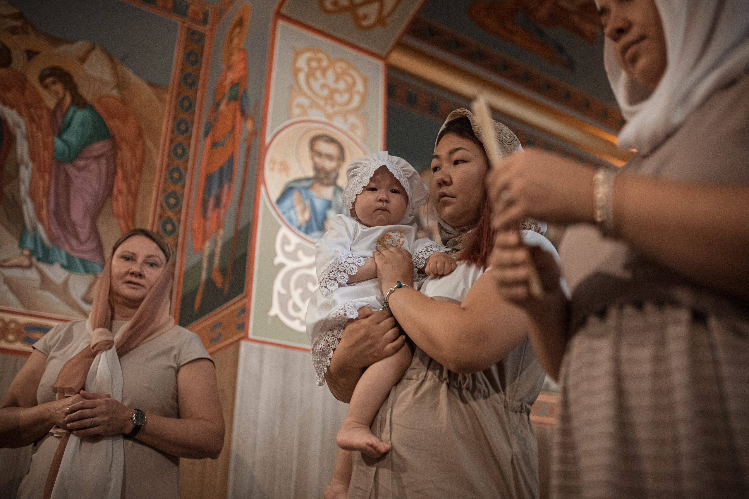 Крещение Есении. Фотограф на Крещение и Венчание в Ташкенте
