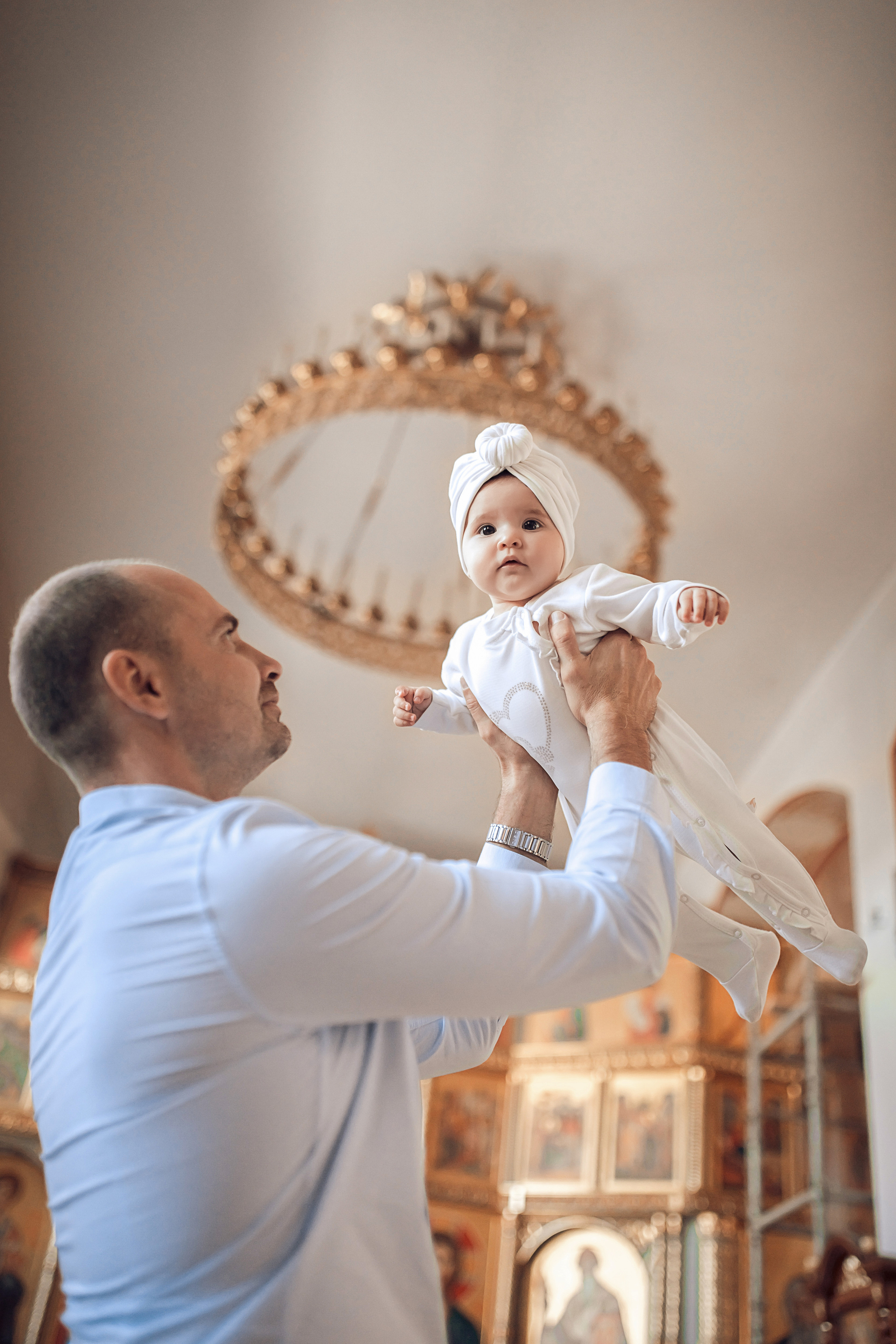 Крещение Эмилии. Фотограф на Крещение и Венчание в Ташкенте