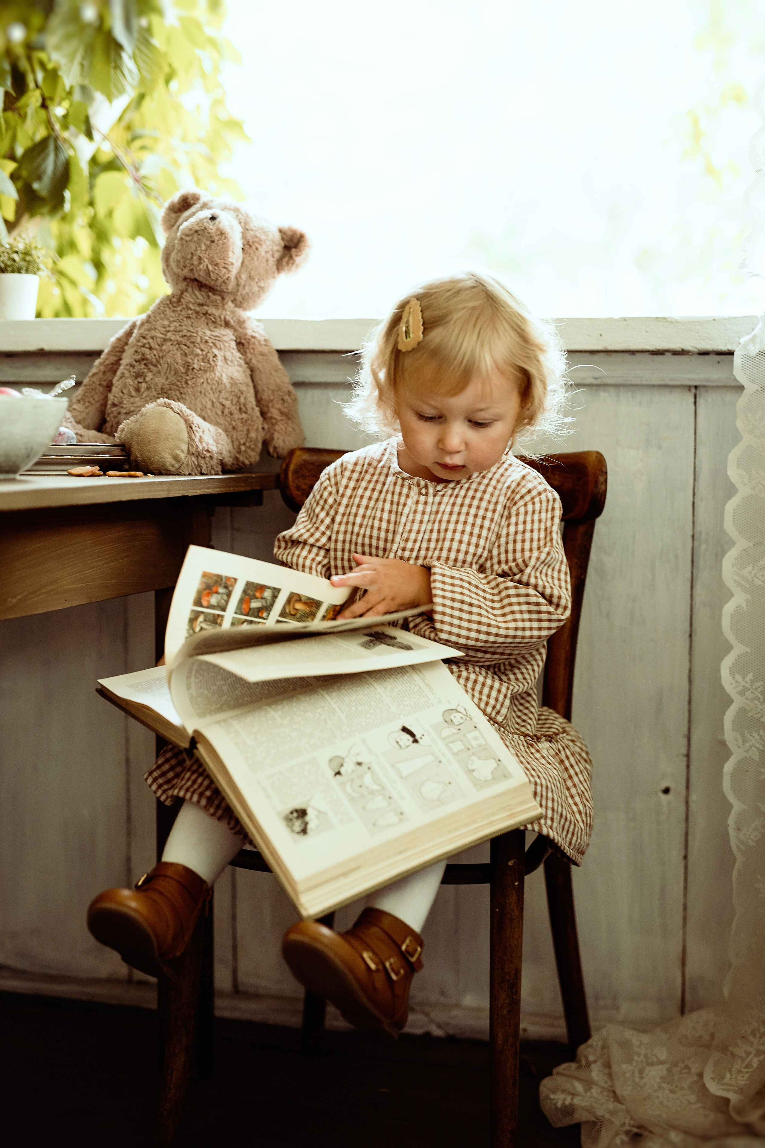 Маленькая Вика. Семейный и контент фотограф