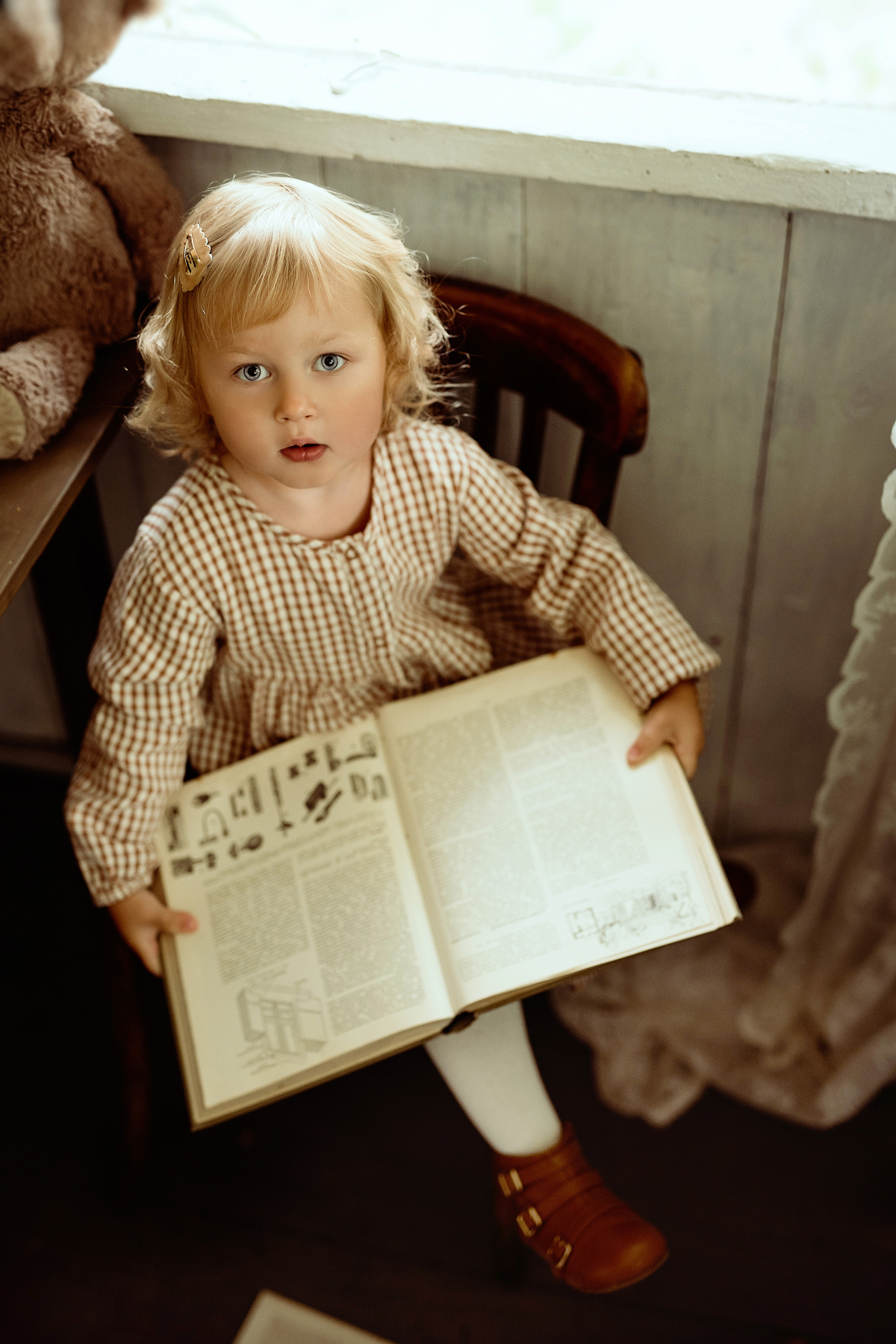 Маленькая Вика. Семейный и контент фотограф