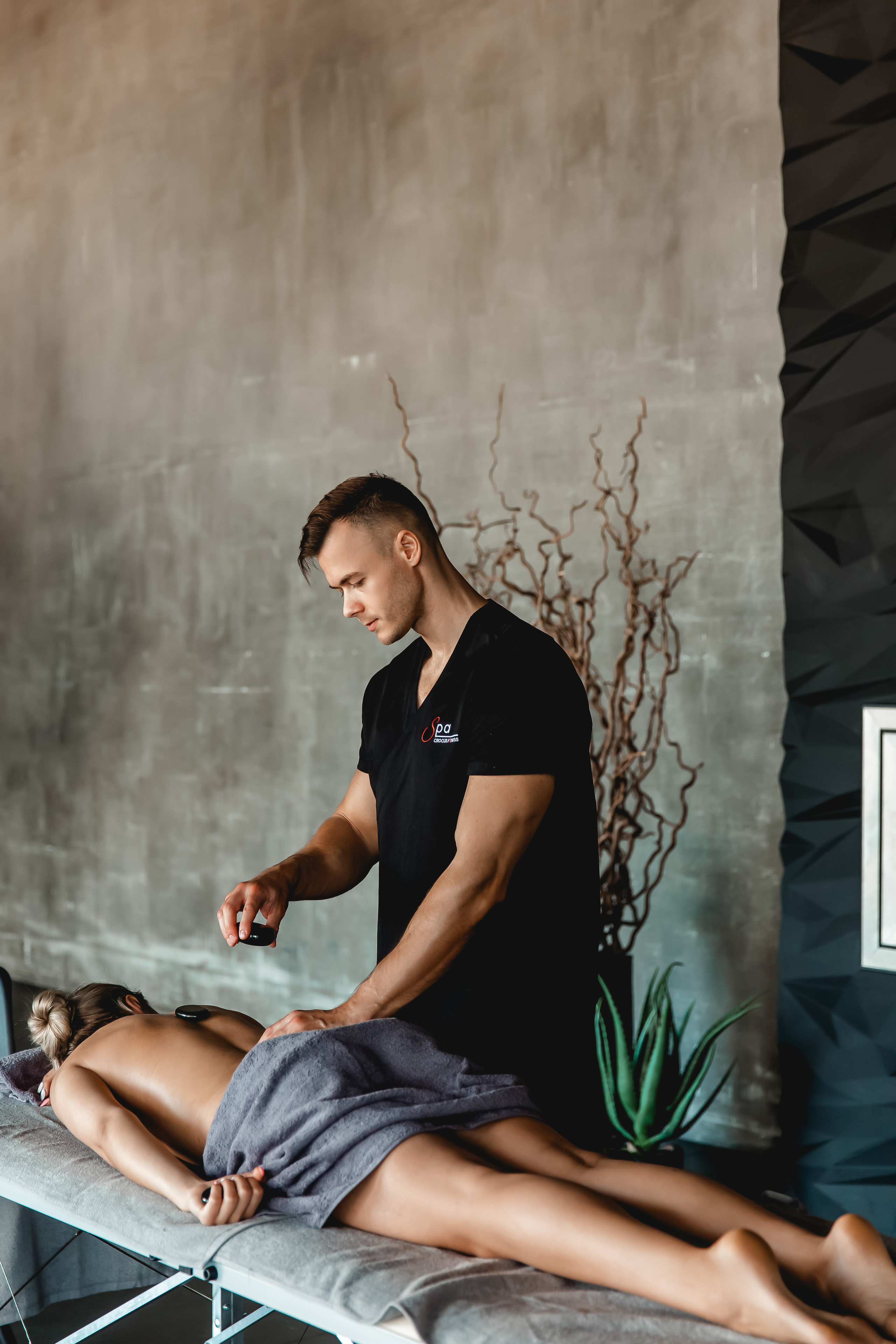 Massage. Family and content photographer