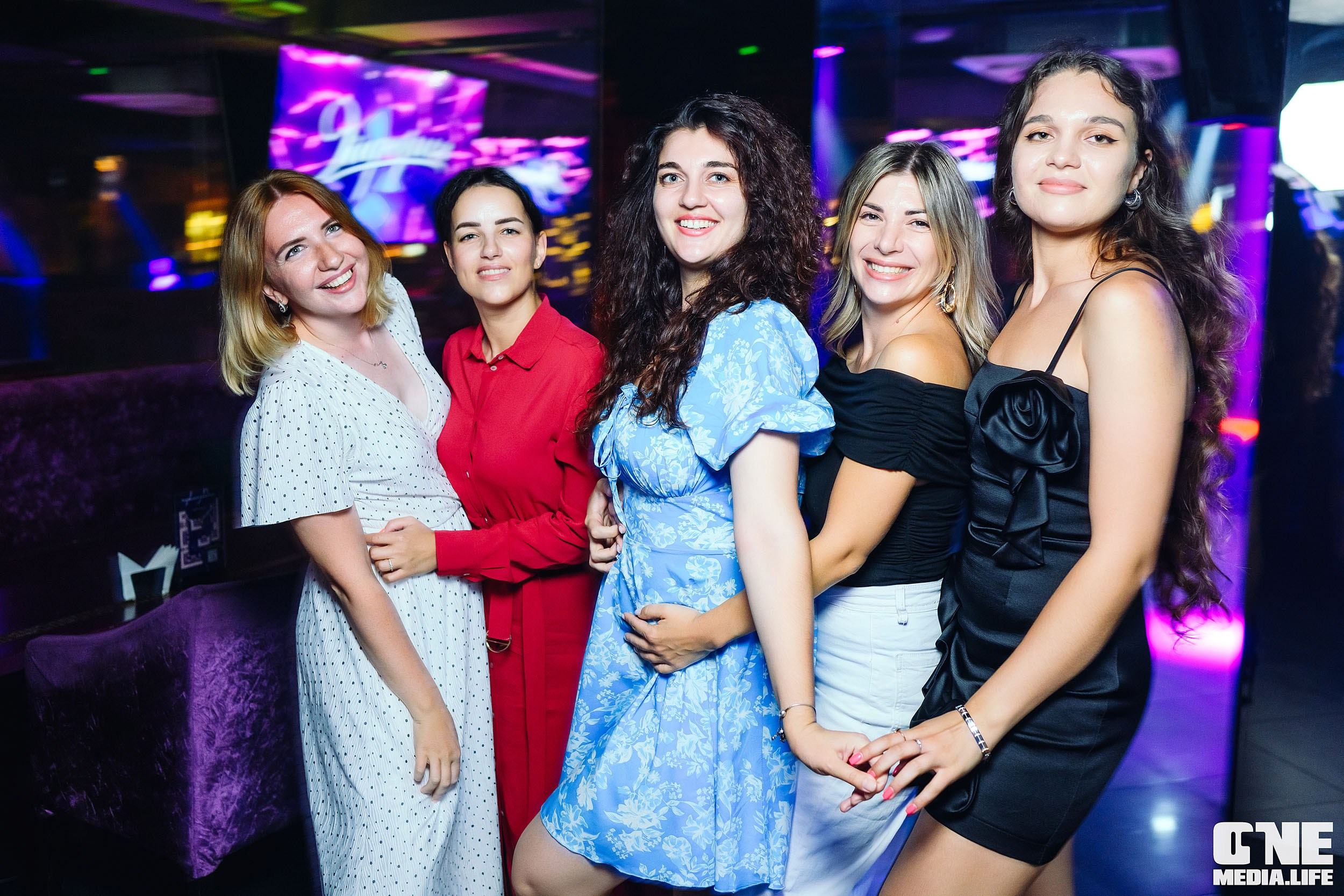 Фоторепортаж из караоке-клуба Эйфория. One Media Life: фоторепортажи, фотоотчеты с мероприятий и заведений