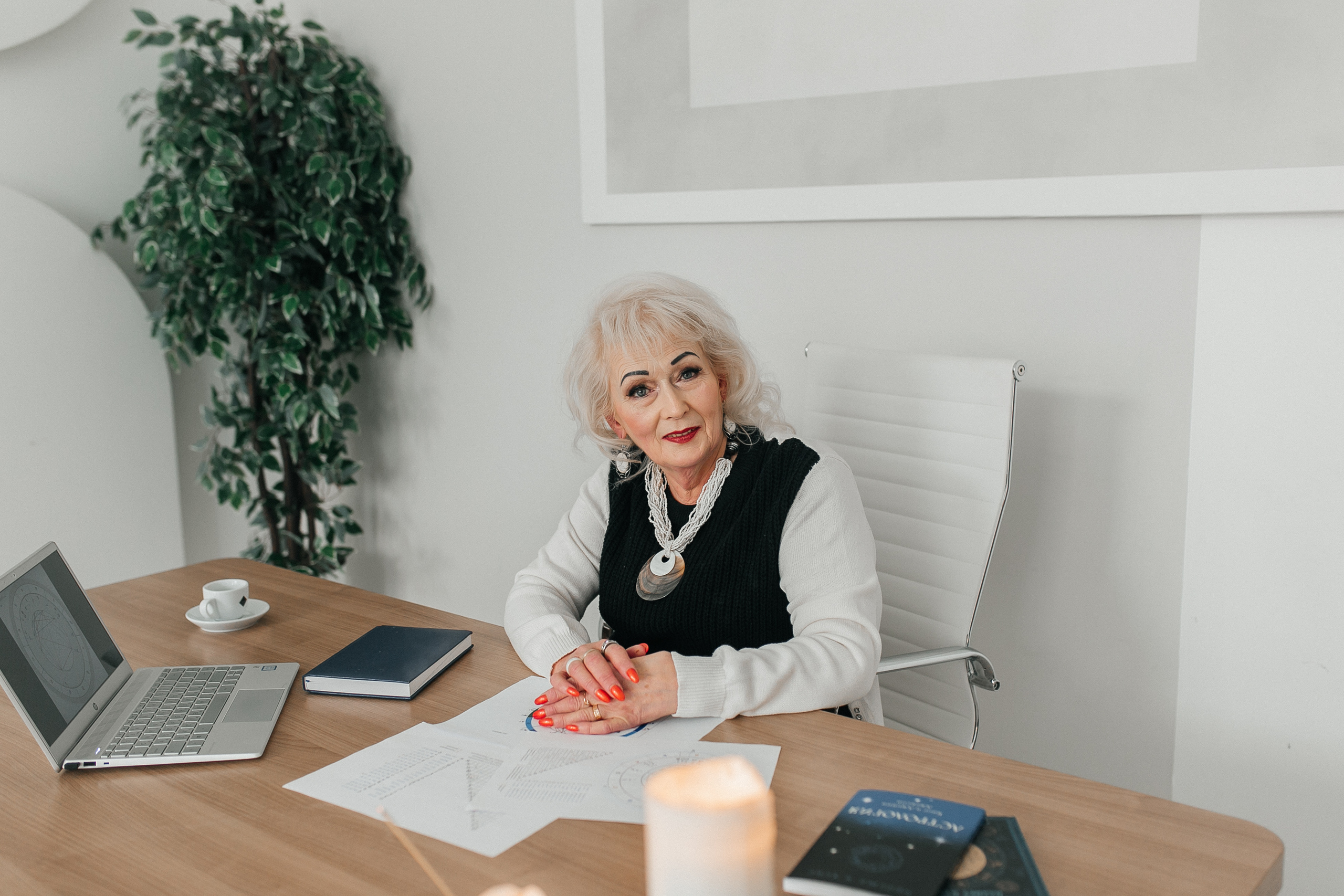 Астролог. Фотограф в Новосибирске Ася Зверева