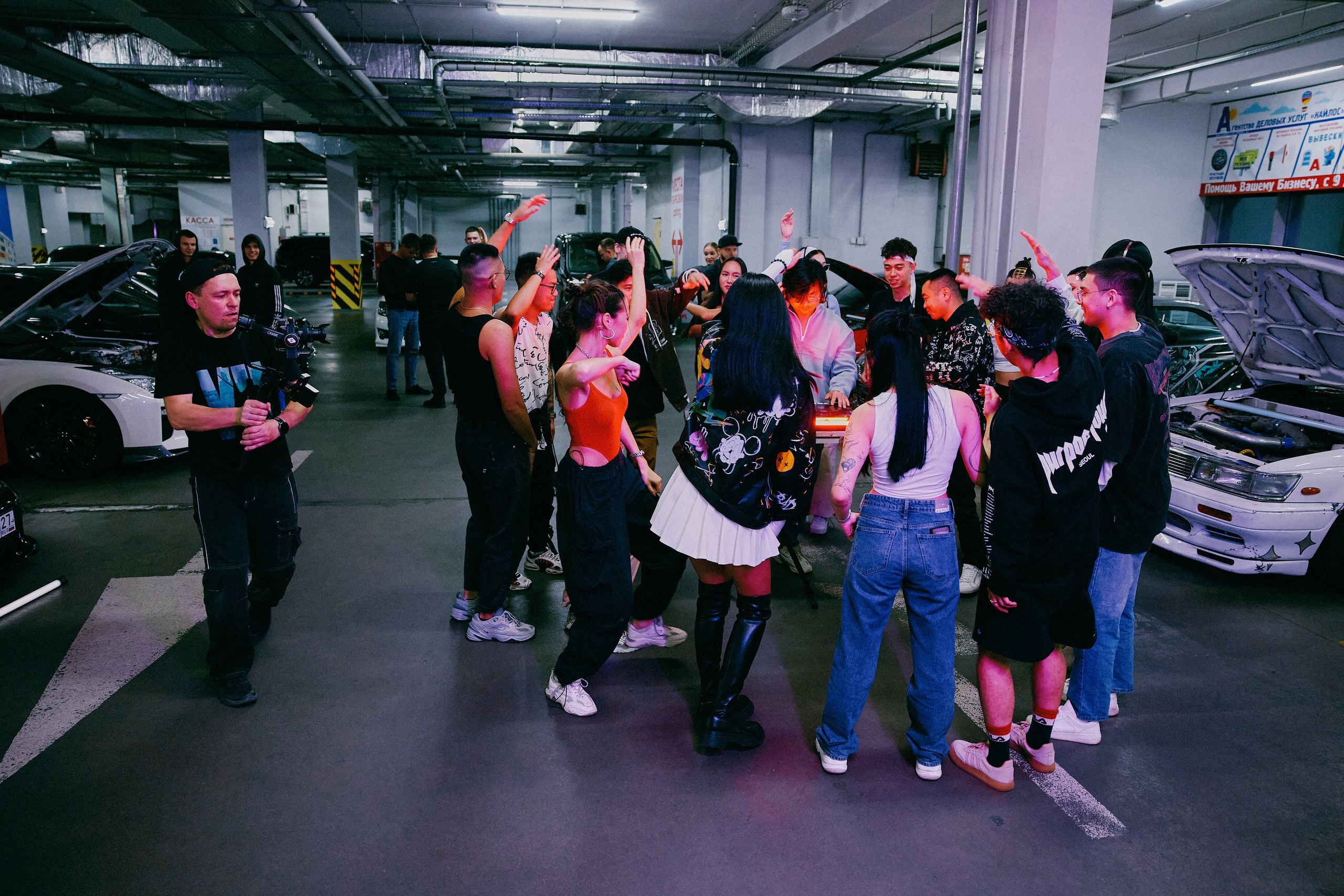 СОЛЬ PRODUCTION БЭК (EMOTORS). ФОТОГРАФ НА МЕРОПРИЯТИЕ ОТ СОЛЬ МЕДИА PRODUCTION