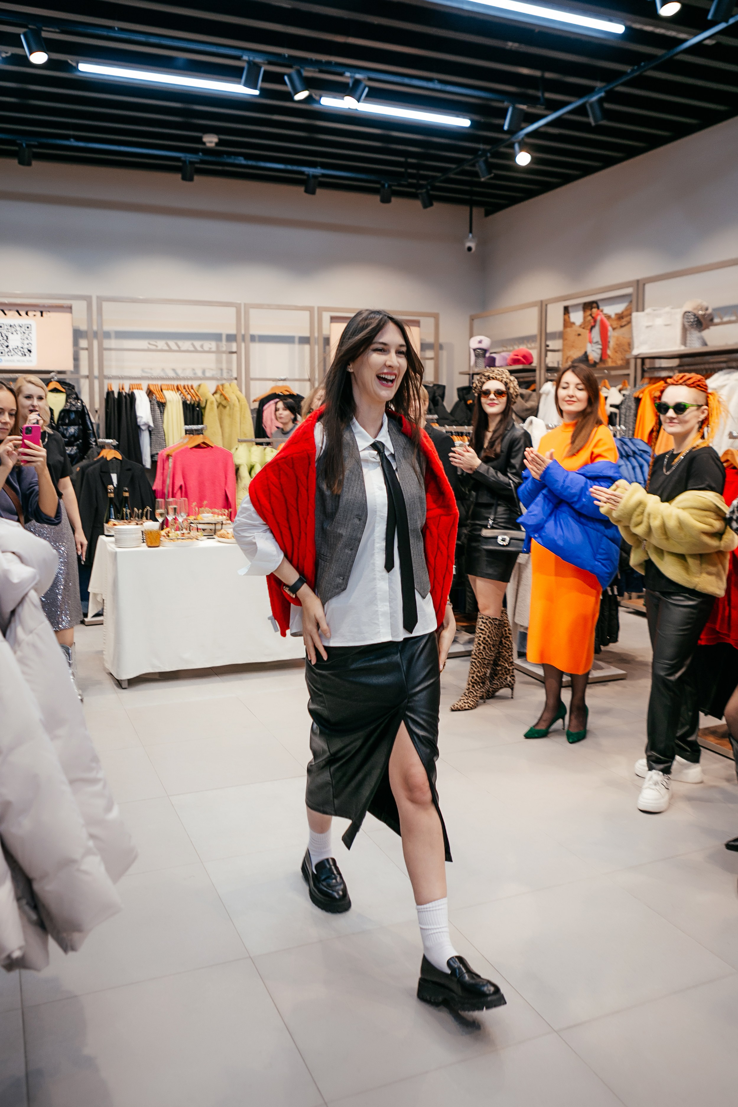 Открытие магазина SAVAGE. Контент фотограф, съемка для маркетплейсов, фуд съемка и репортажи в Новосибирске Ралия Галеева