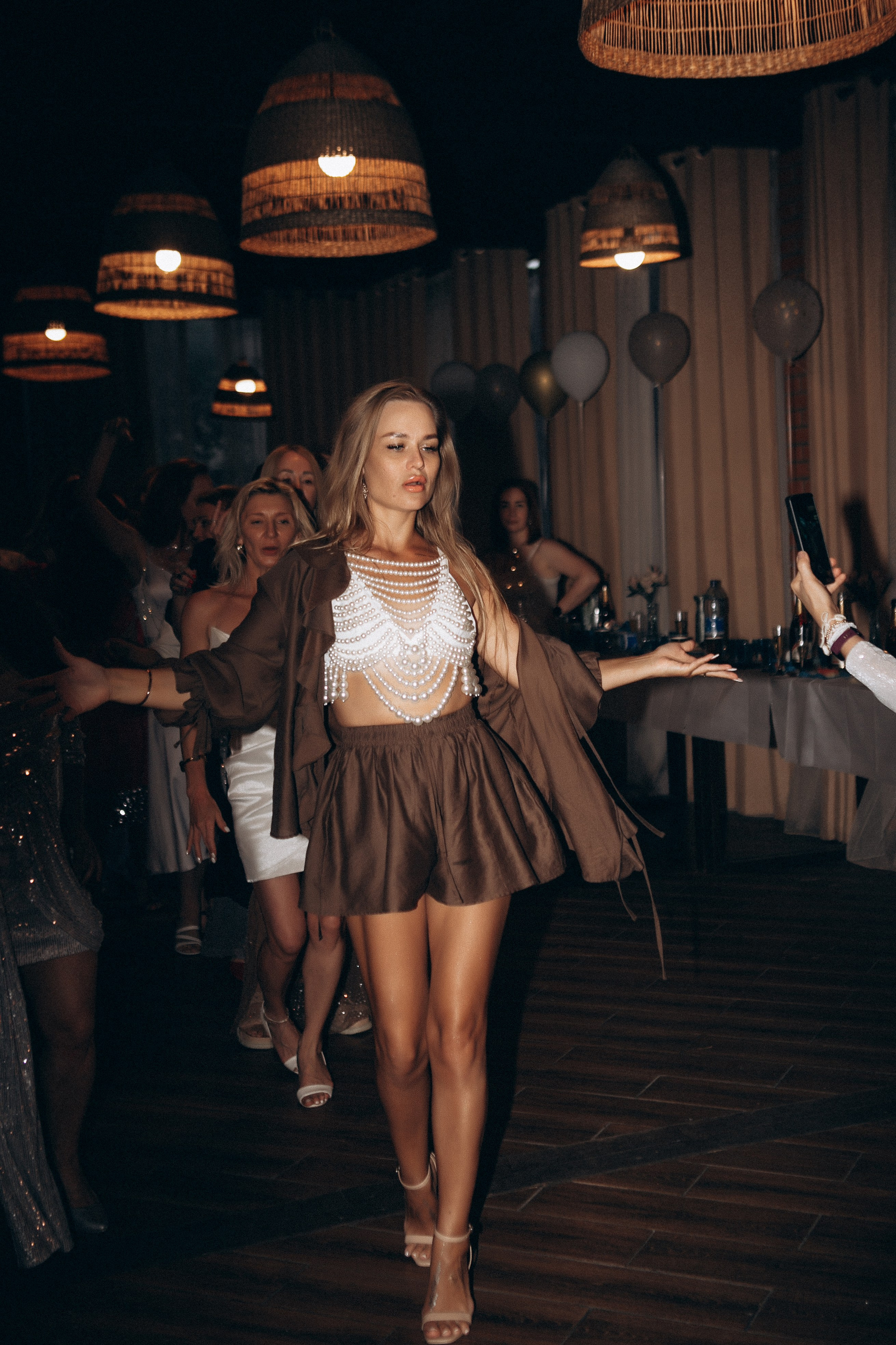 Репортаж с вечеринки в яхт клубе. Главная