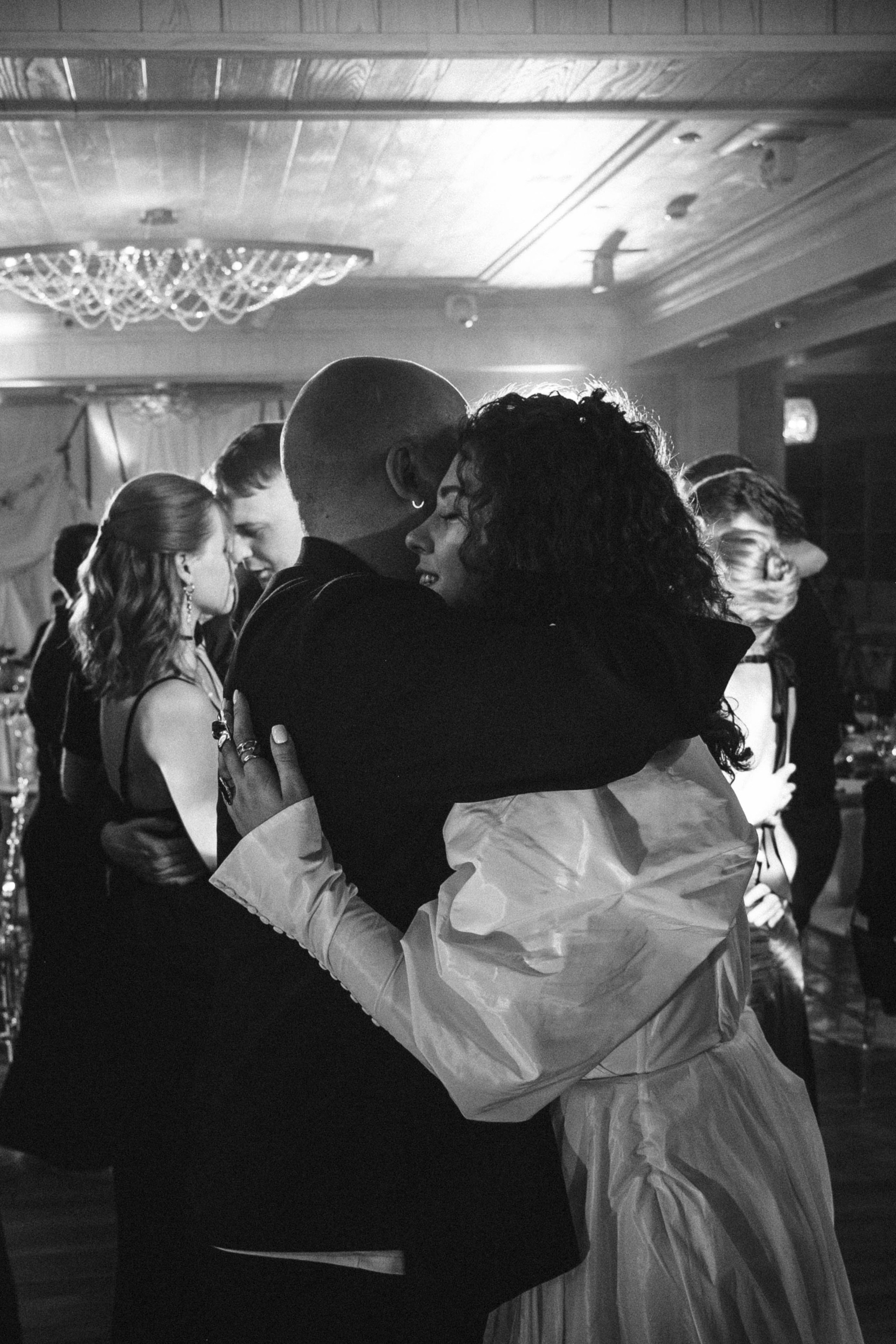 Саша и Гриша. Свадебный фотограф Оля Григунова