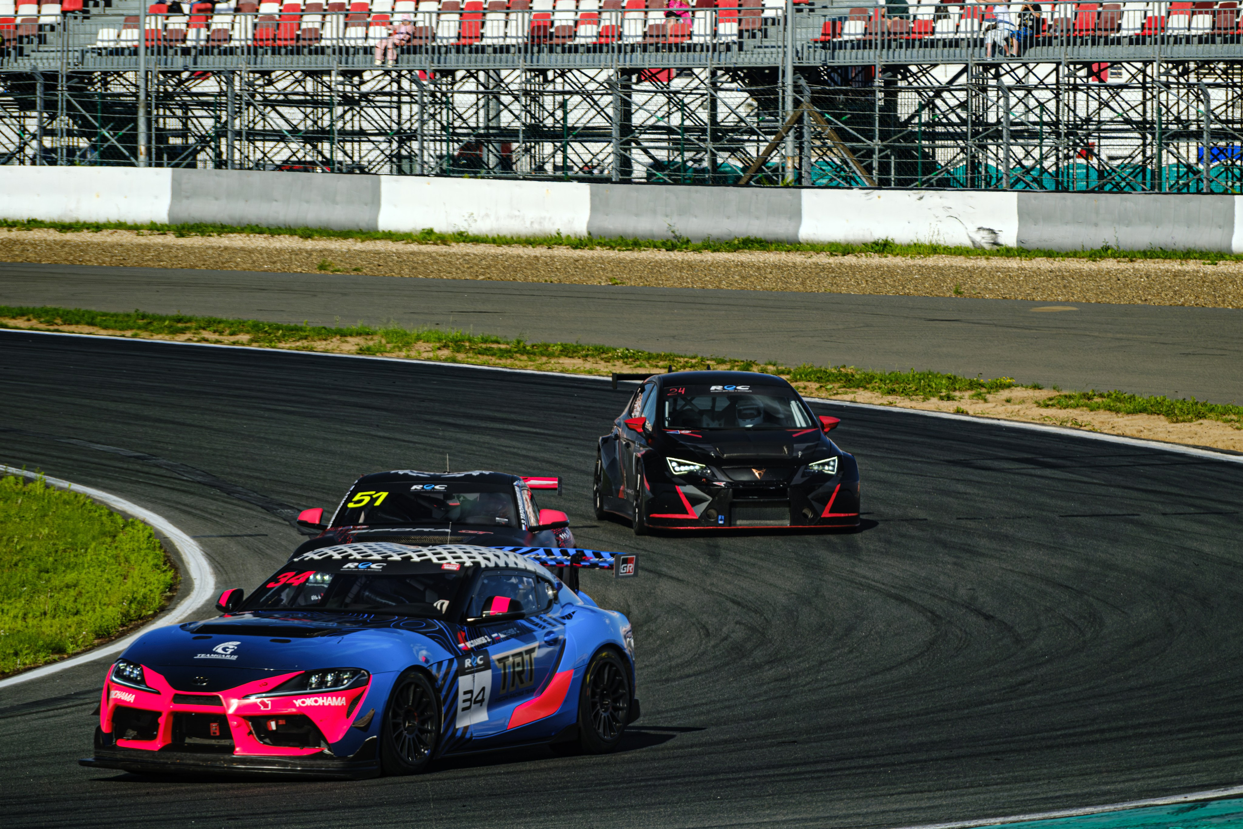 Российская серия гонок на выносливость. Авто и мотоспорт — фотограф Антон Медведев iCoguar