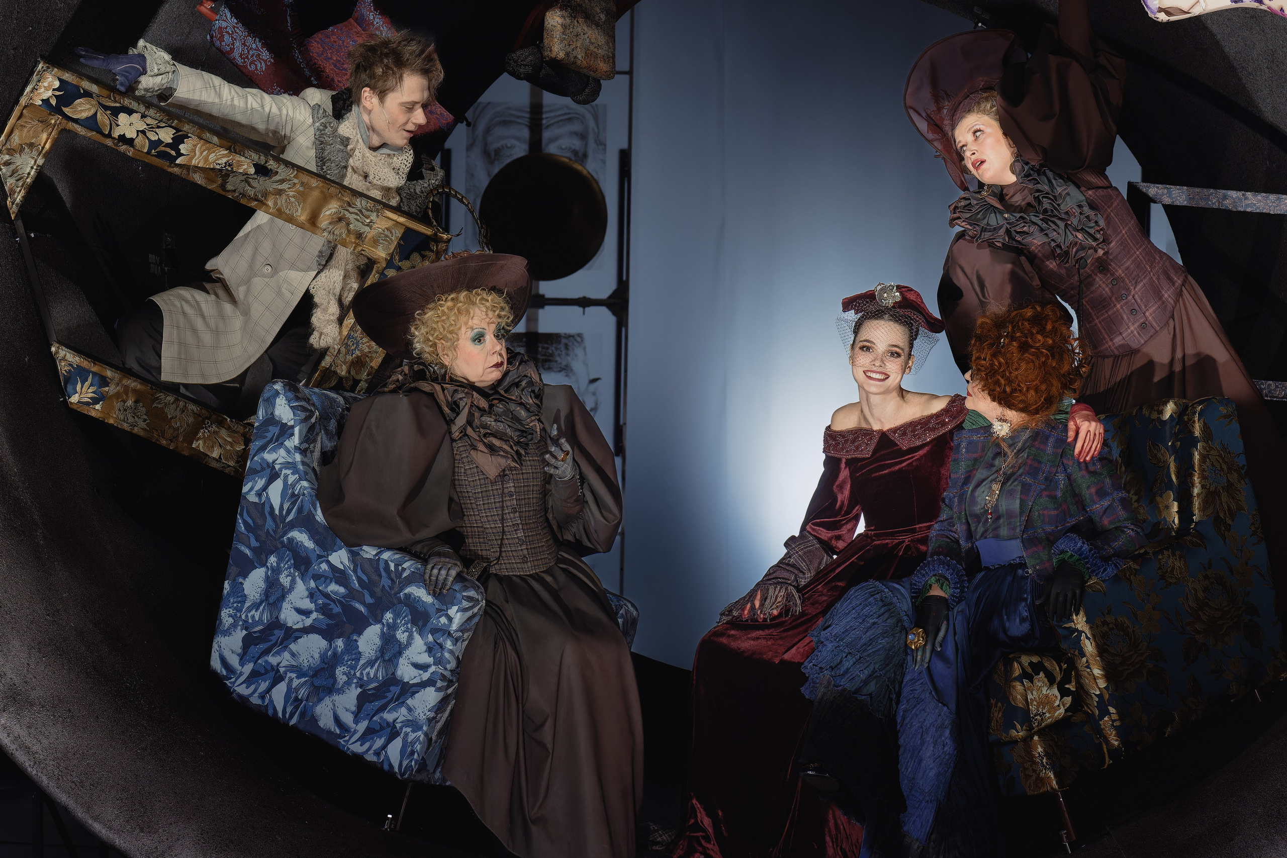 Театр Сатиры: Пигмалион. Сайт фотографа Сергея Абрамова