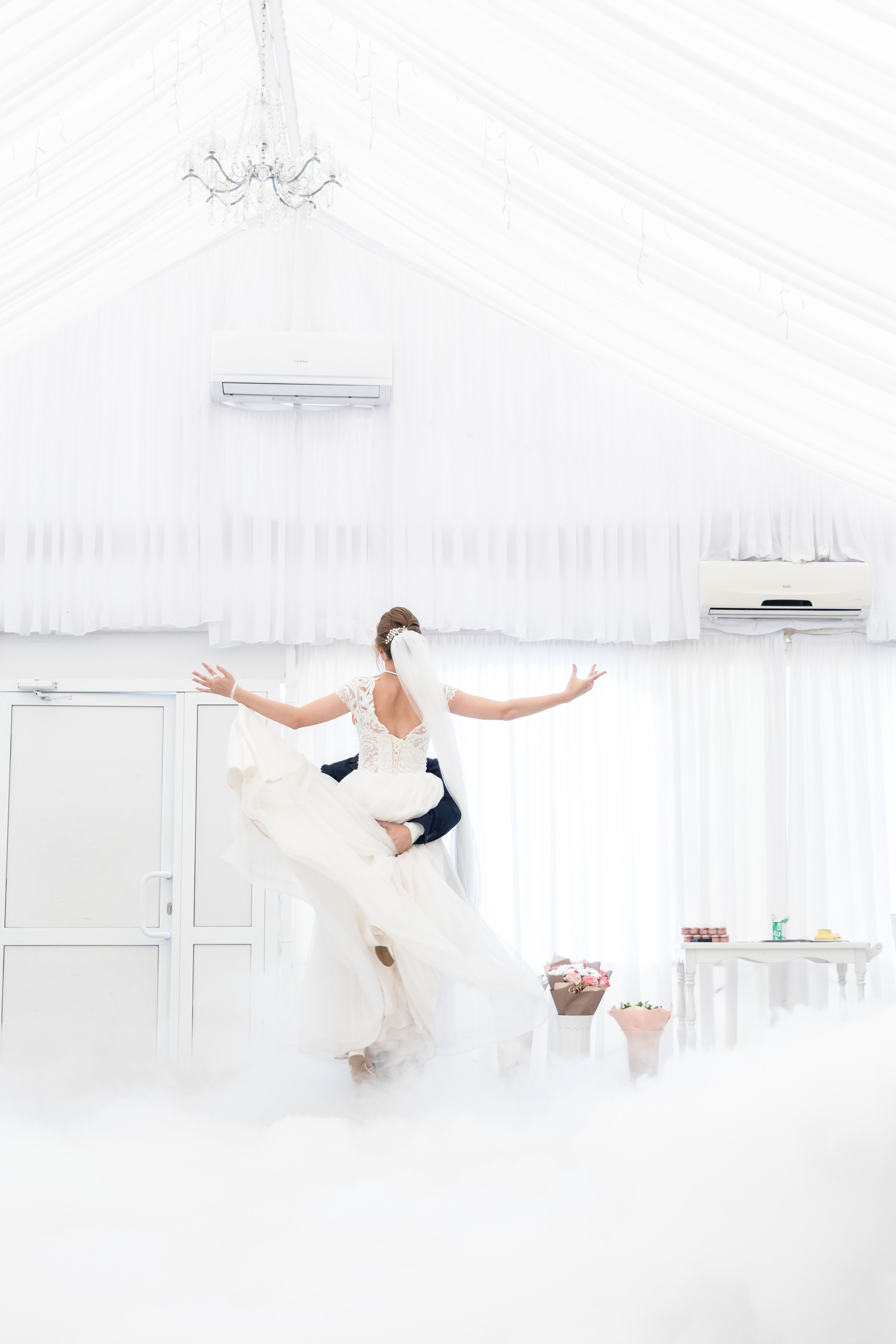 Ксения и Антон (полный день). Фотограф в Барнауле Юлия Садвокасова