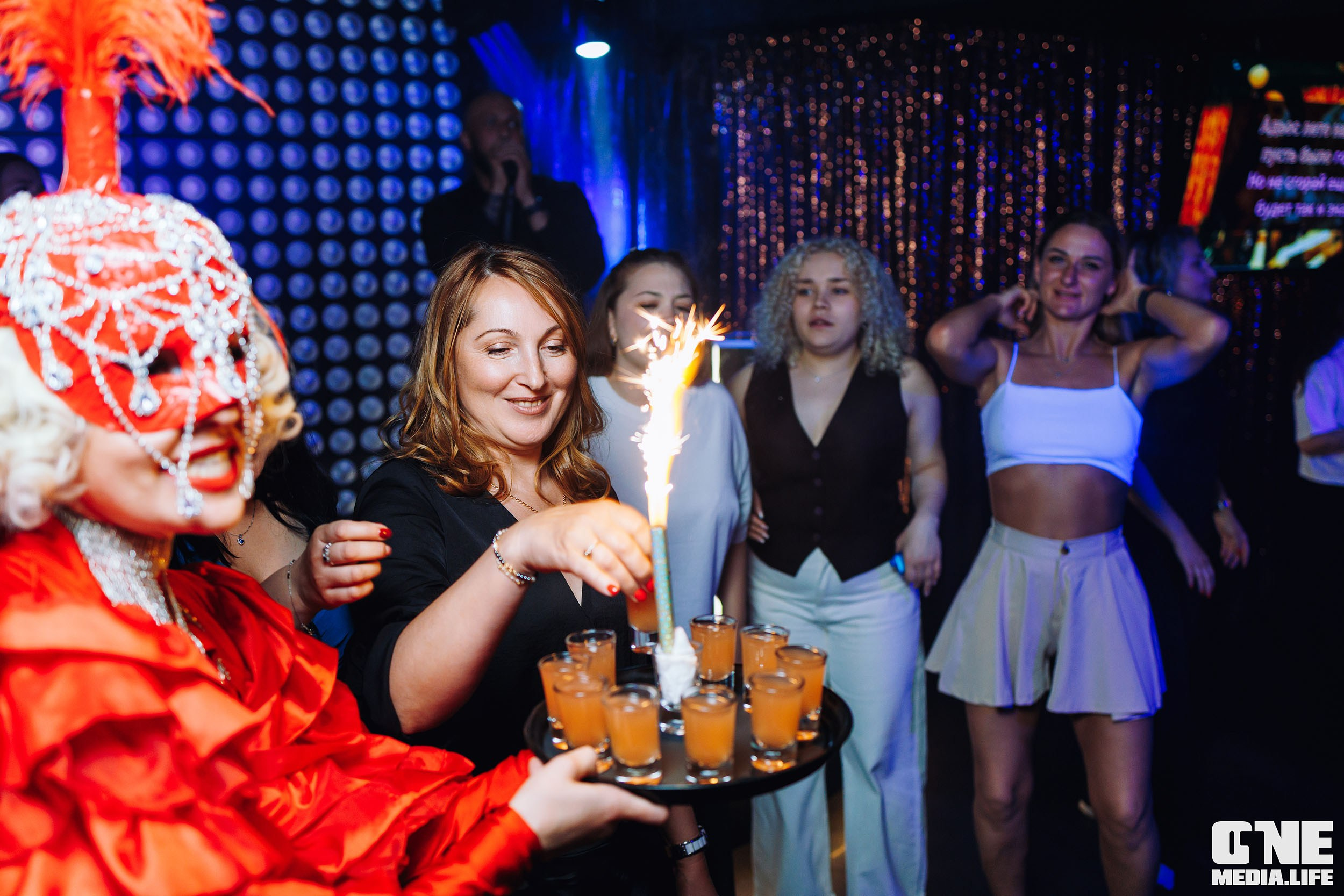 Фоторепортаж из караоке-клуба Эйфория. One Media Life: фоторепортажи, фотоотчеты с мероприятий и заведений