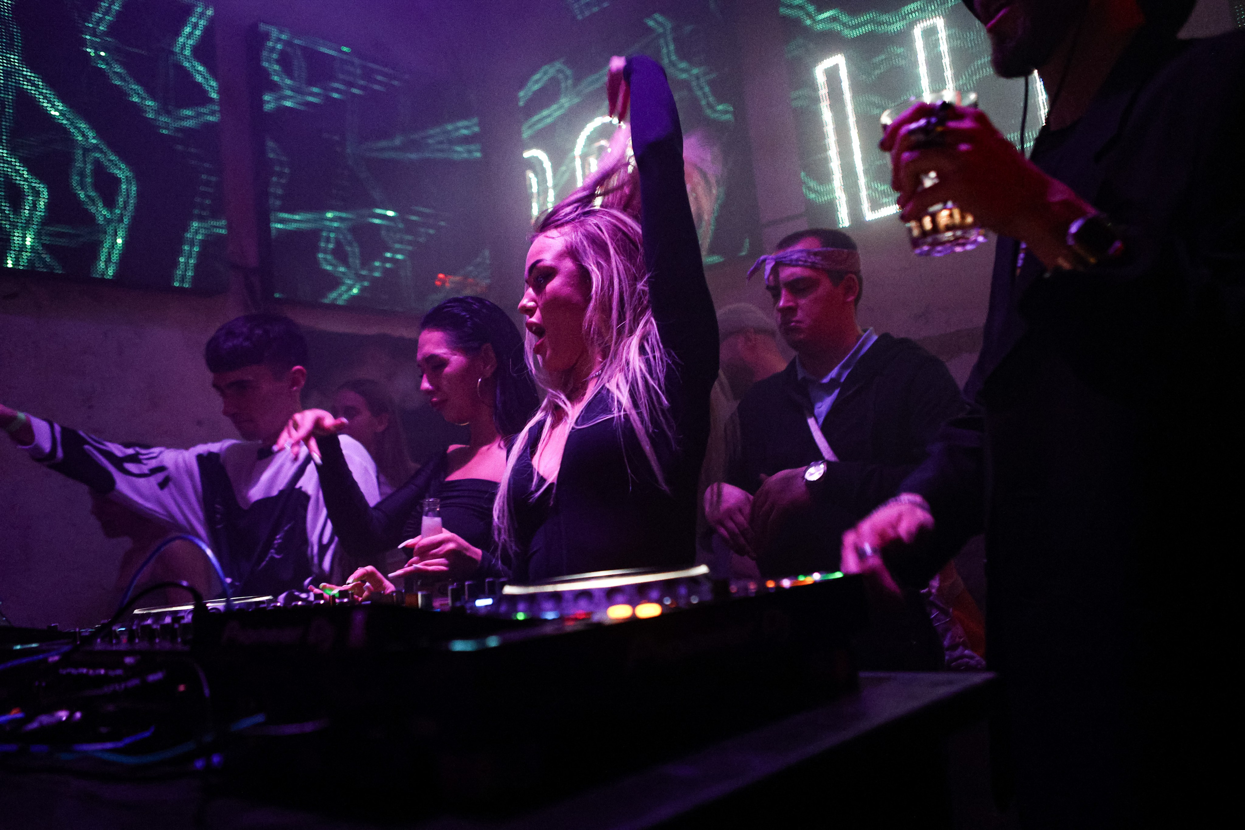 Only 2K17 & Полка + May Wave$ + Иван Золо / @Барный Союз / Краснодар. Концертный фотограф в Краснодаре