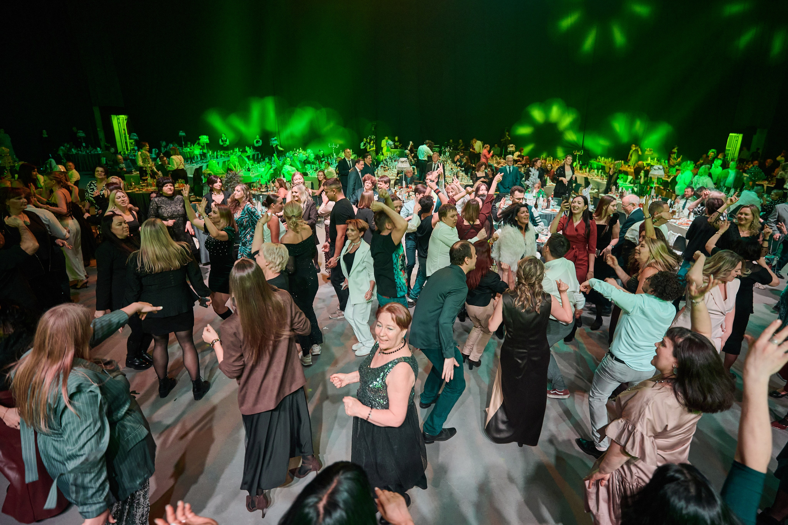 С Новым годом в стиле 2000х. Фотограф в Самаре