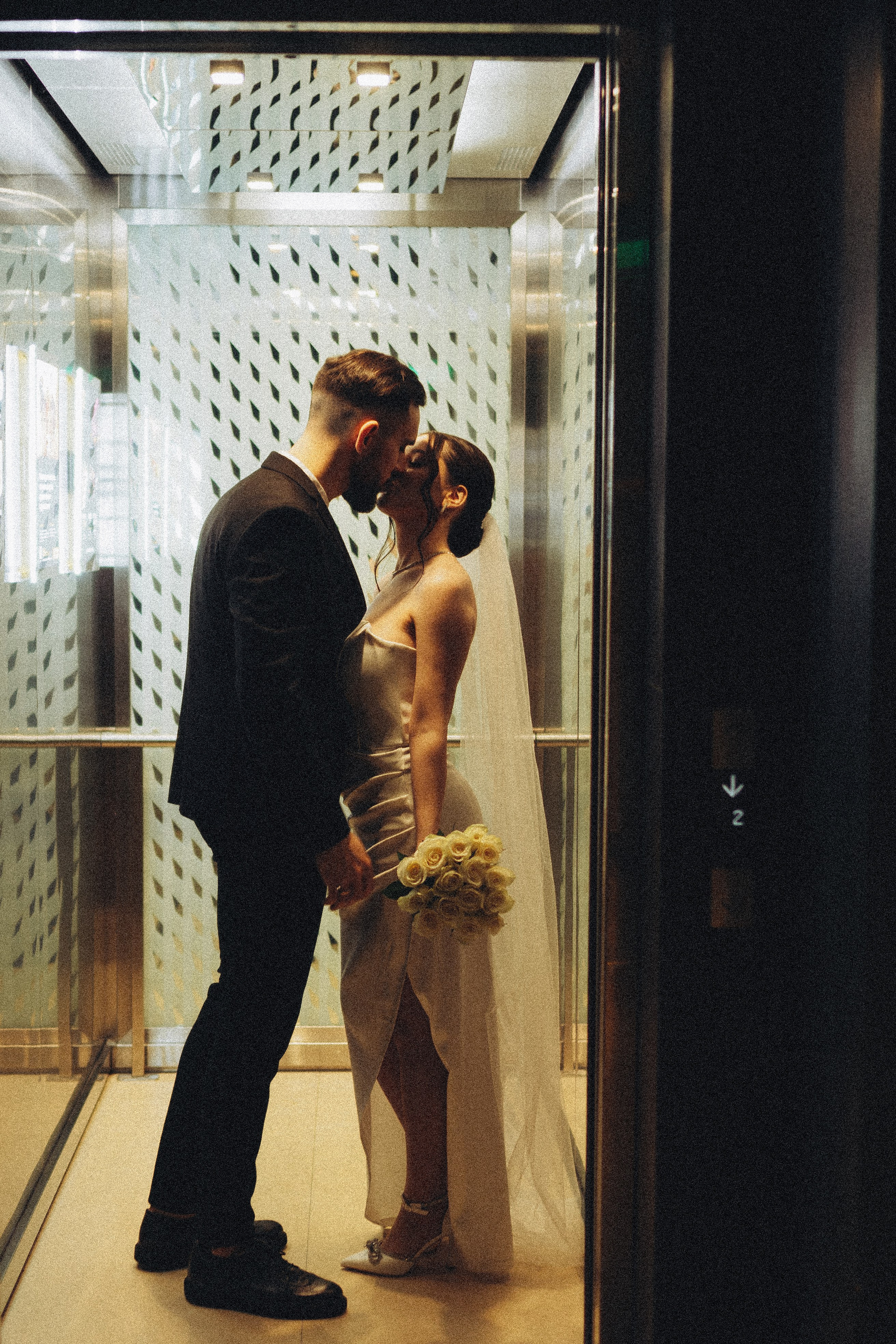 СВАДЕБНАЯ СЬЕМКА СБОРОВ ЖЕНИХА И НЕВЕСТЫ В ОТЕЛЕ И ТАКЖЕ ФОТОСЕССИИЯ В ОТЕЛЕЕ МЕГАПОЛИС БРЯНСК. Профессиональный фотограф, Санкт-Петербург — Виктория Богомолова