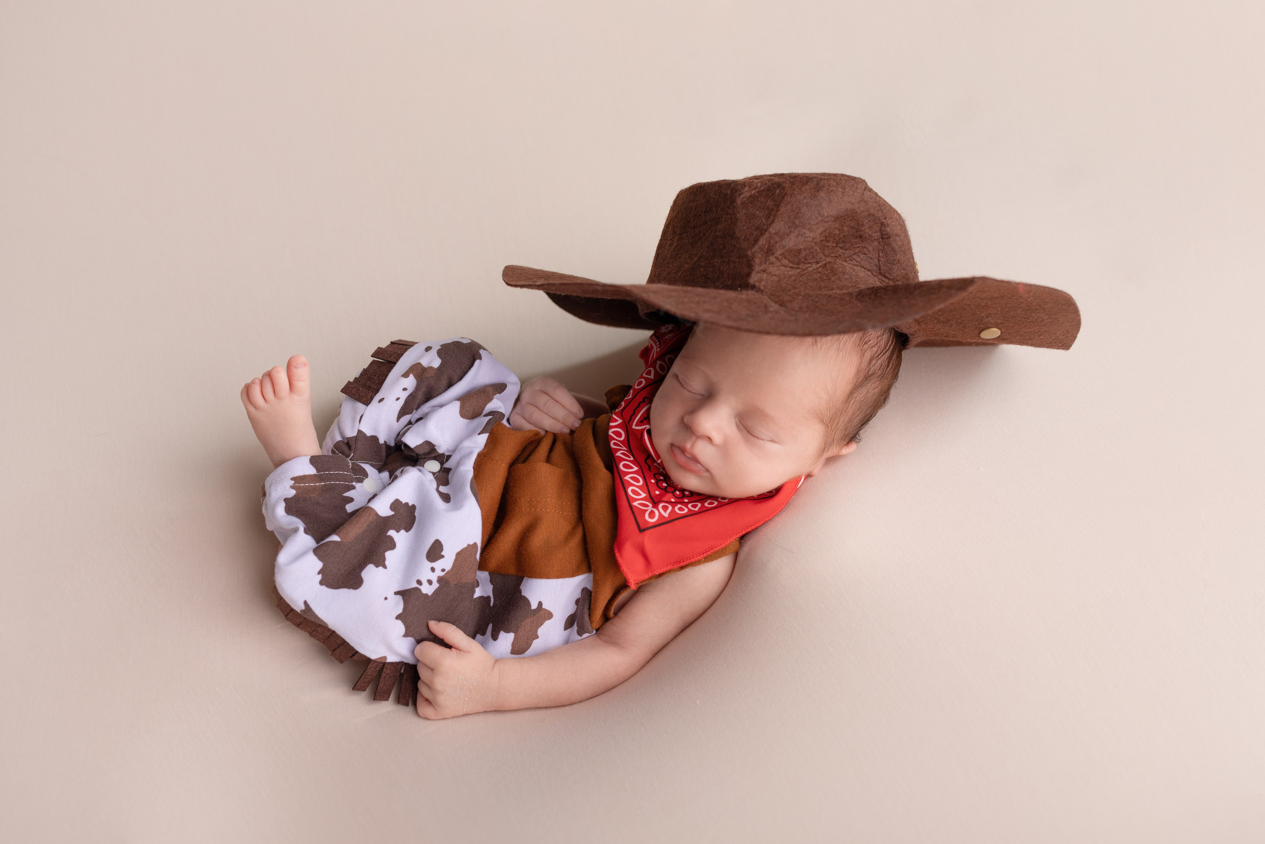 Newborn. Фотограф новорождённых в Самаре