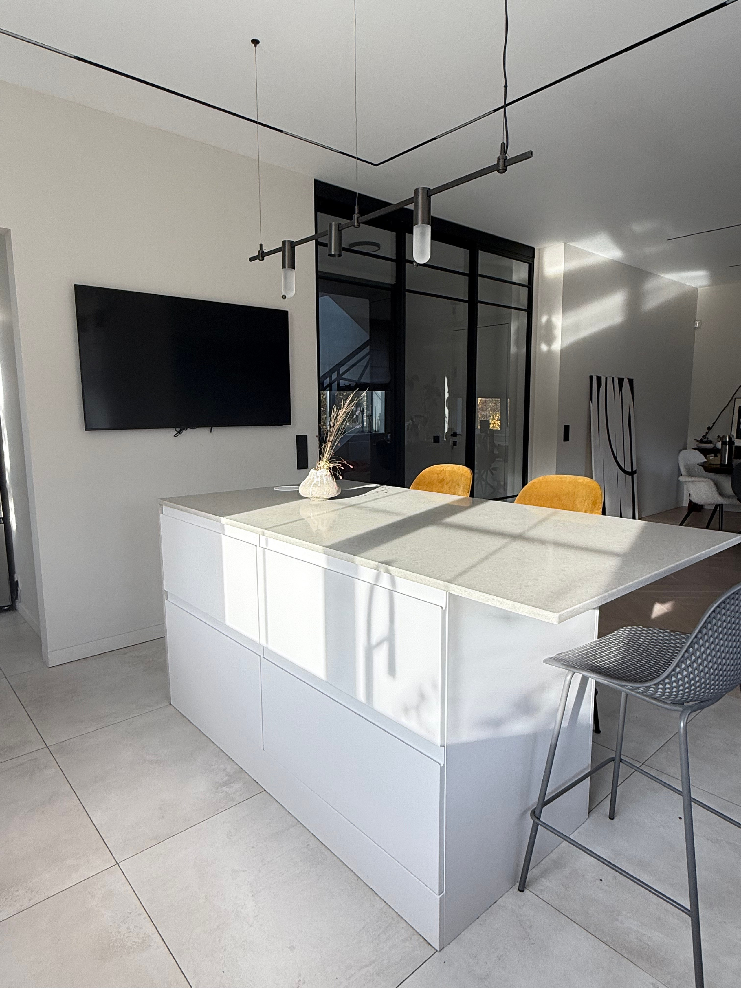 КП «Опушкино», реновация, 2023 г,. Алла Дулова — предметный и интерьерный дизайнер