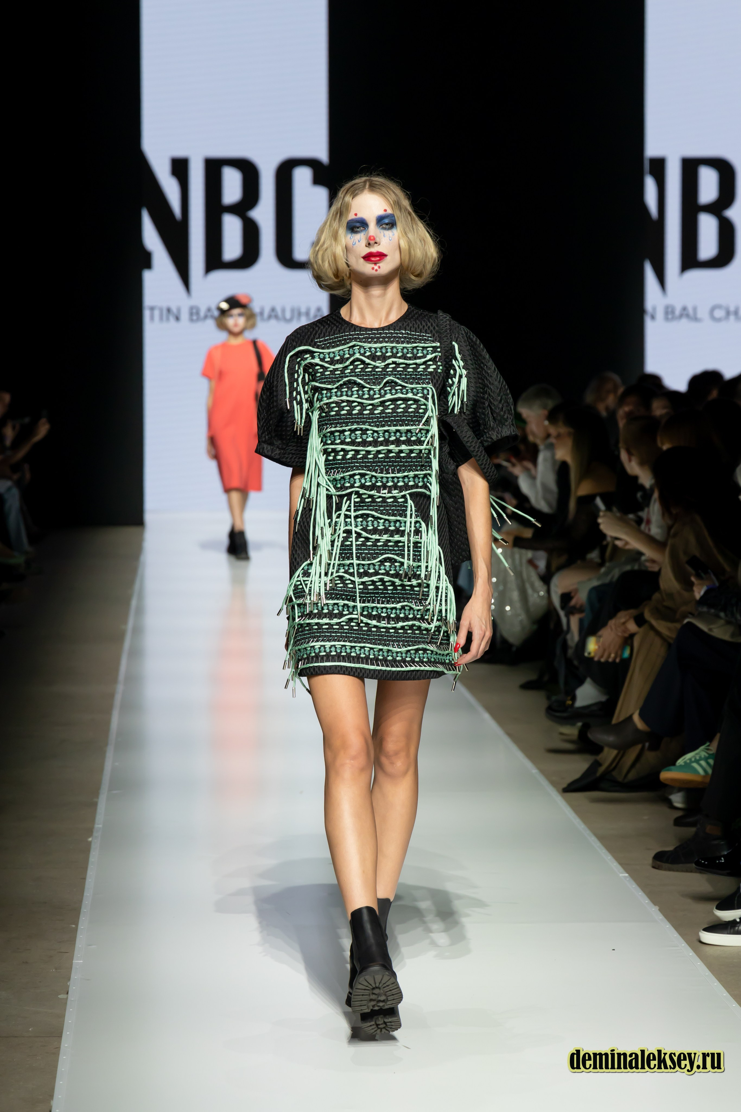 Московская неделя моды 2024 9 октября дизайнер NITIN BAL CHAHUAN presented by Fashion Design Council of India. Репортажный, семейный и студийный фотограф в Москве Демин Алексей