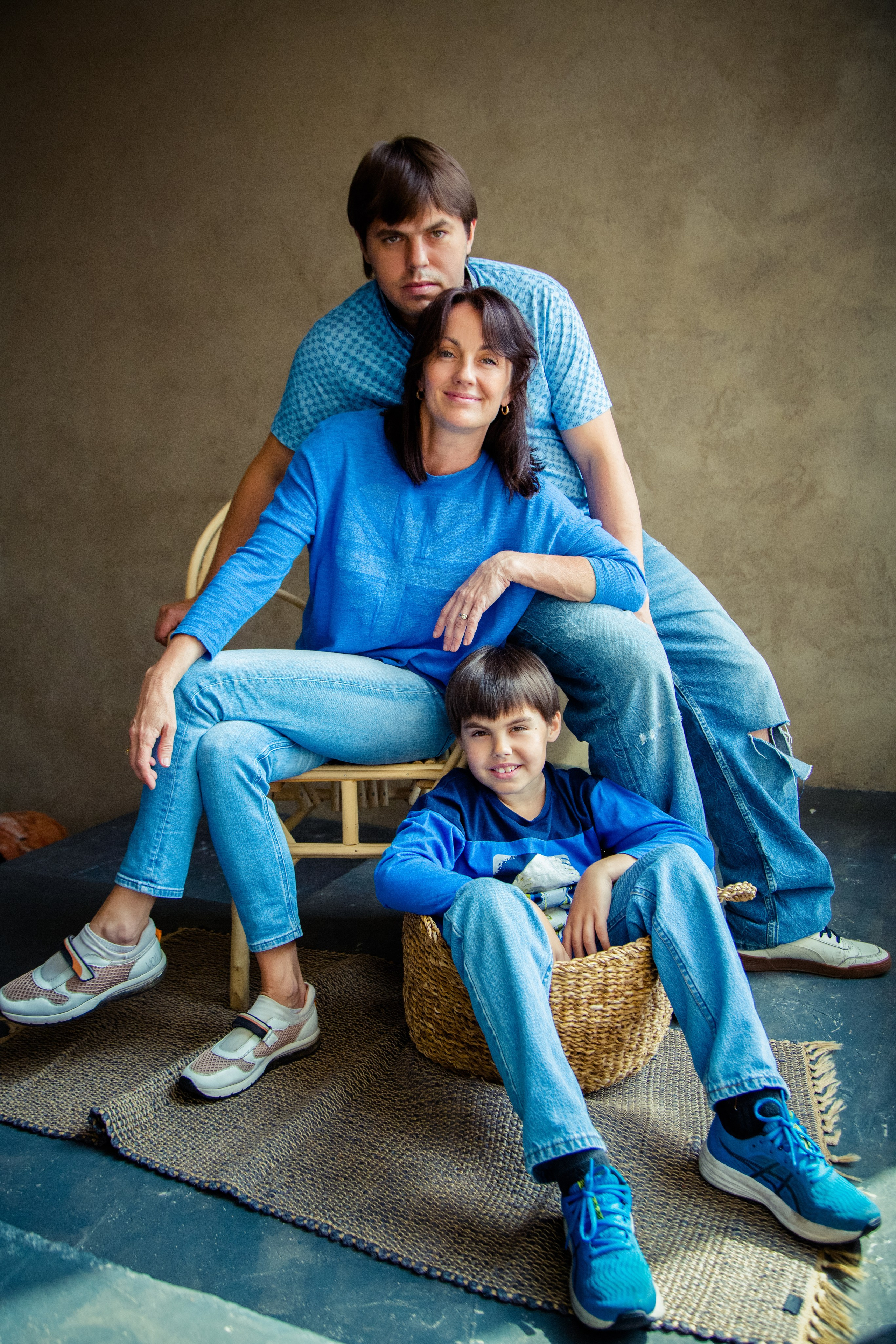 Семейная студийная фотосессия. Свадебный и семейный фотограф в Москве и Подмосковье Лариса Козлова