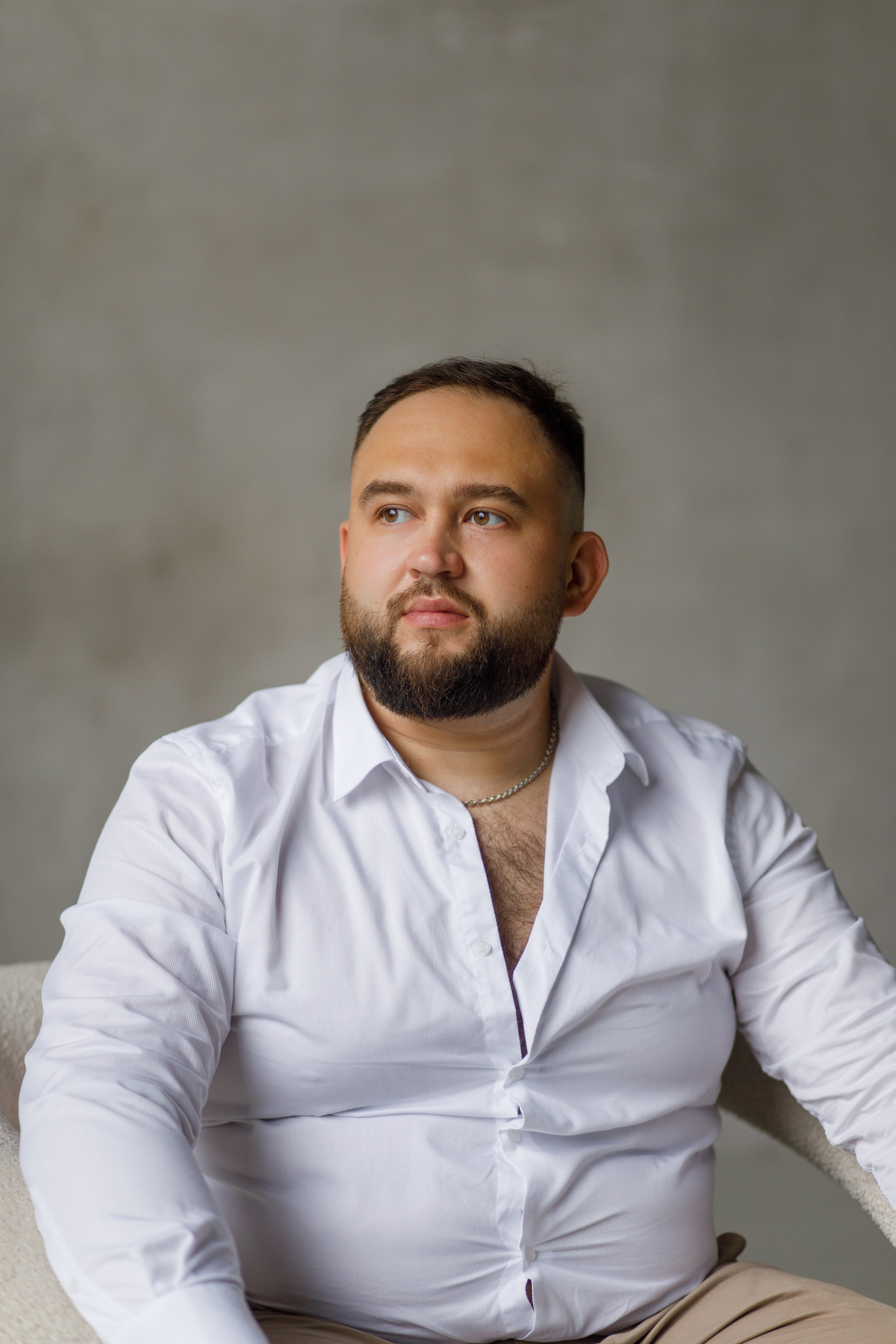 Семейная фотосессия в студии 2 года Валерии. Фотограф в Уфе Ирина Идрисова