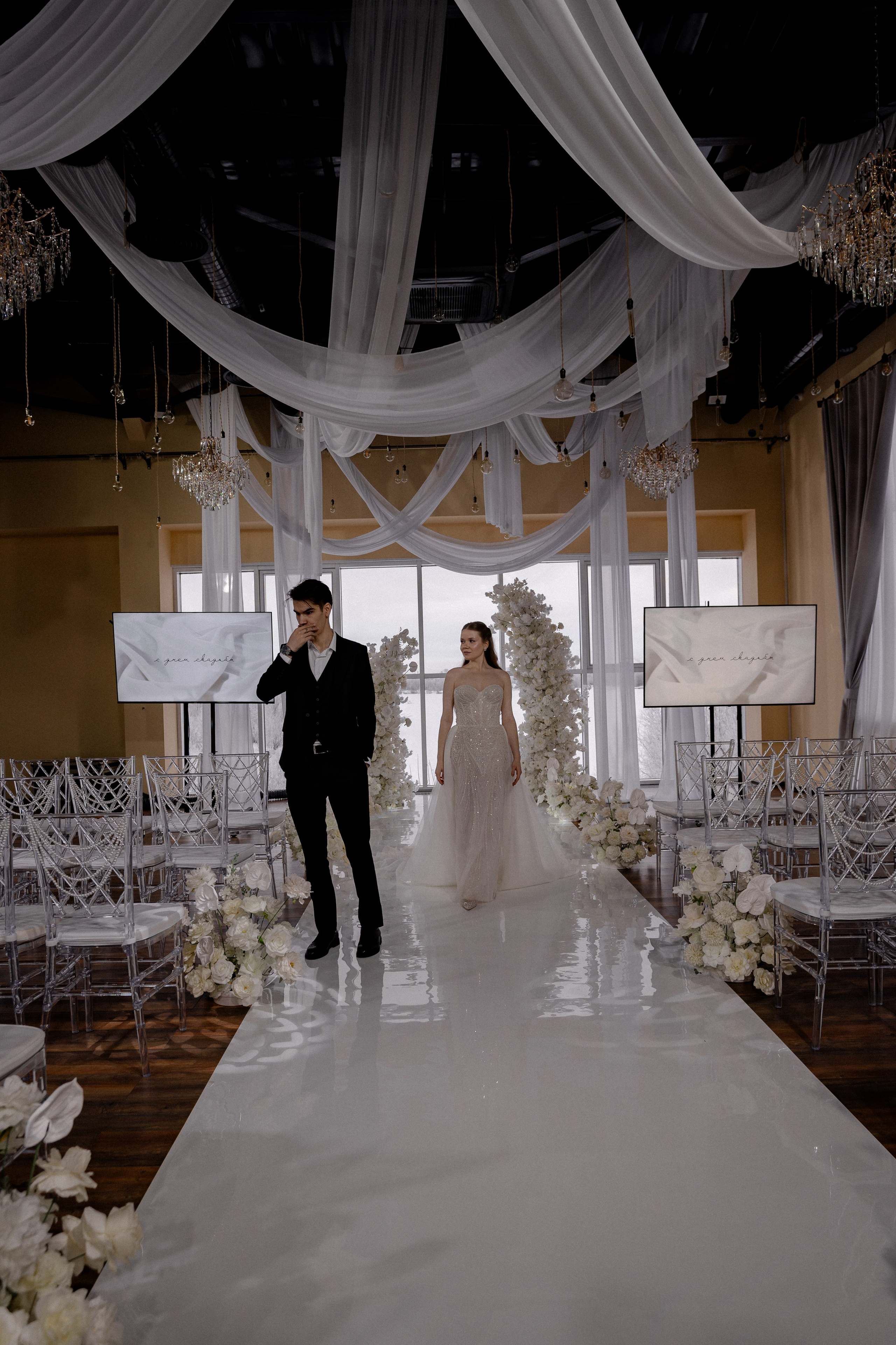 СВАДЕБНАЯ СЬЕМКА СБОРОВ В ОТЕЛЕ И ВЫЕЗД НА ЦЕРЕМОНИЮ (СНЯТО В СИБИРЕ В НИЖНЕВАРТОВСКЕ). Профессиональный фотограф, Санкт-Петербург — Виктория Богомолова