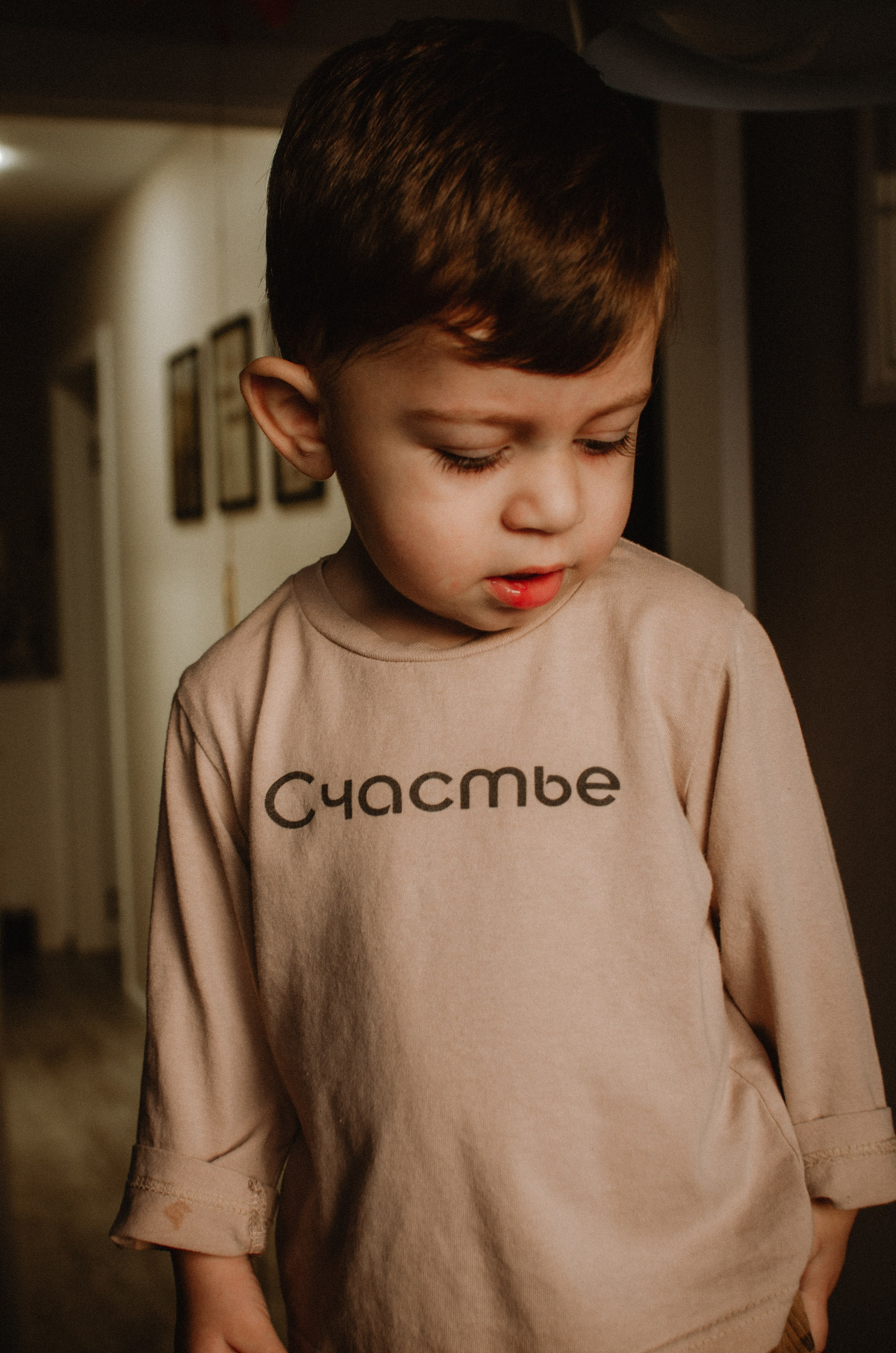 Адам, 18… месяцев