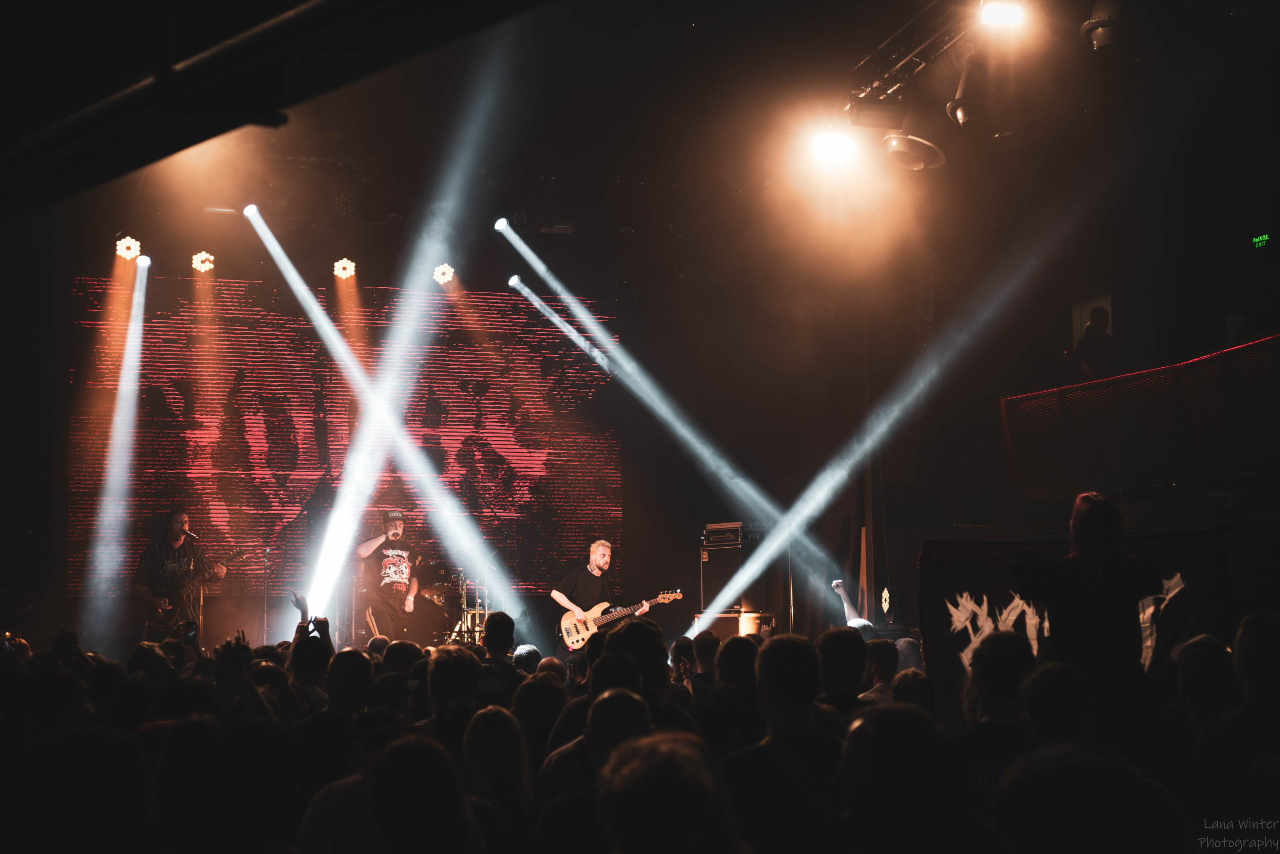 7000$ (29 июня 2025 года, Москва, клуб Урбан). Фотограф Светлана Блинова, Москва и Московская область