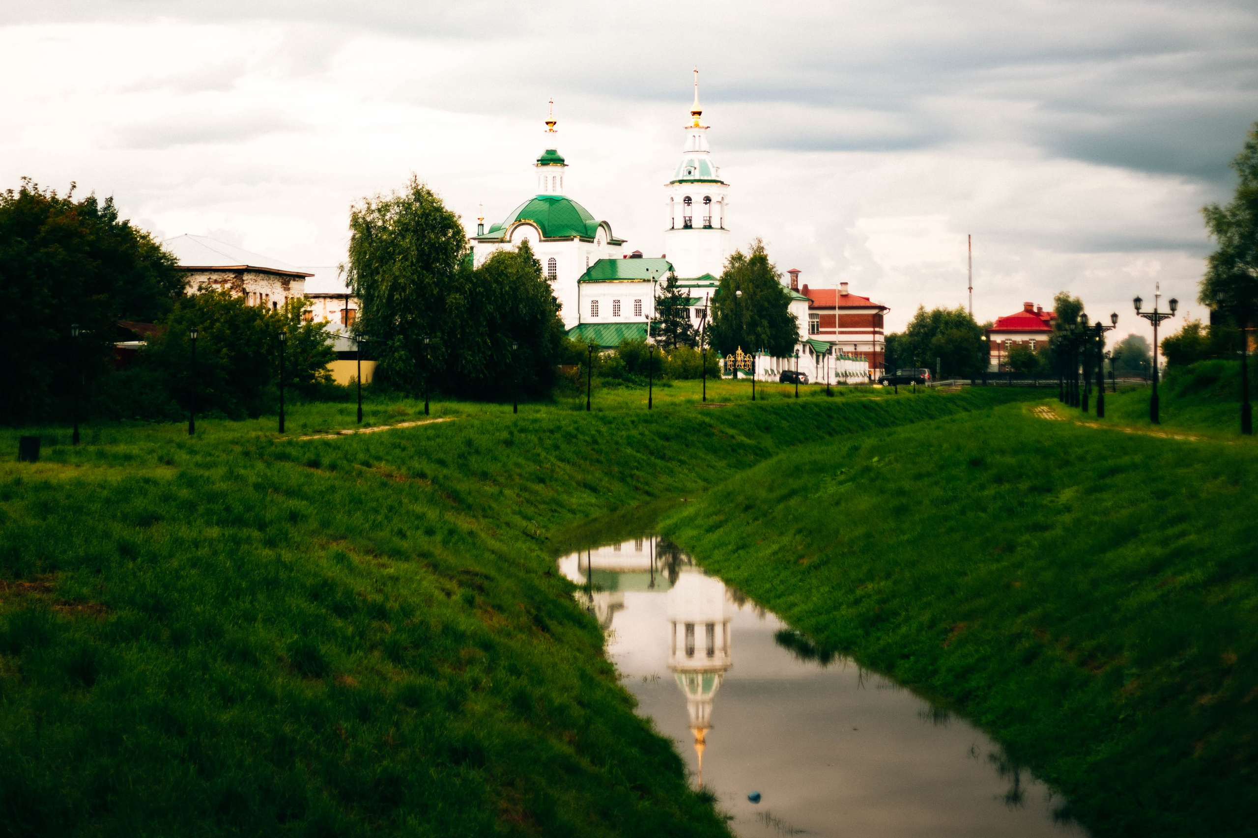 Вечер по Нижнему посаду. Арт-фотограф Крис Л. в Тобольске: портрет, семейные, свадьбы