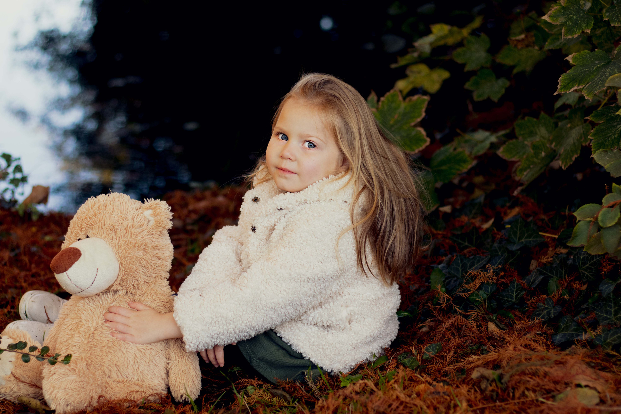 AUTUMN PHOTOSHOOTS. Family, Children and Business photographer in Belgium