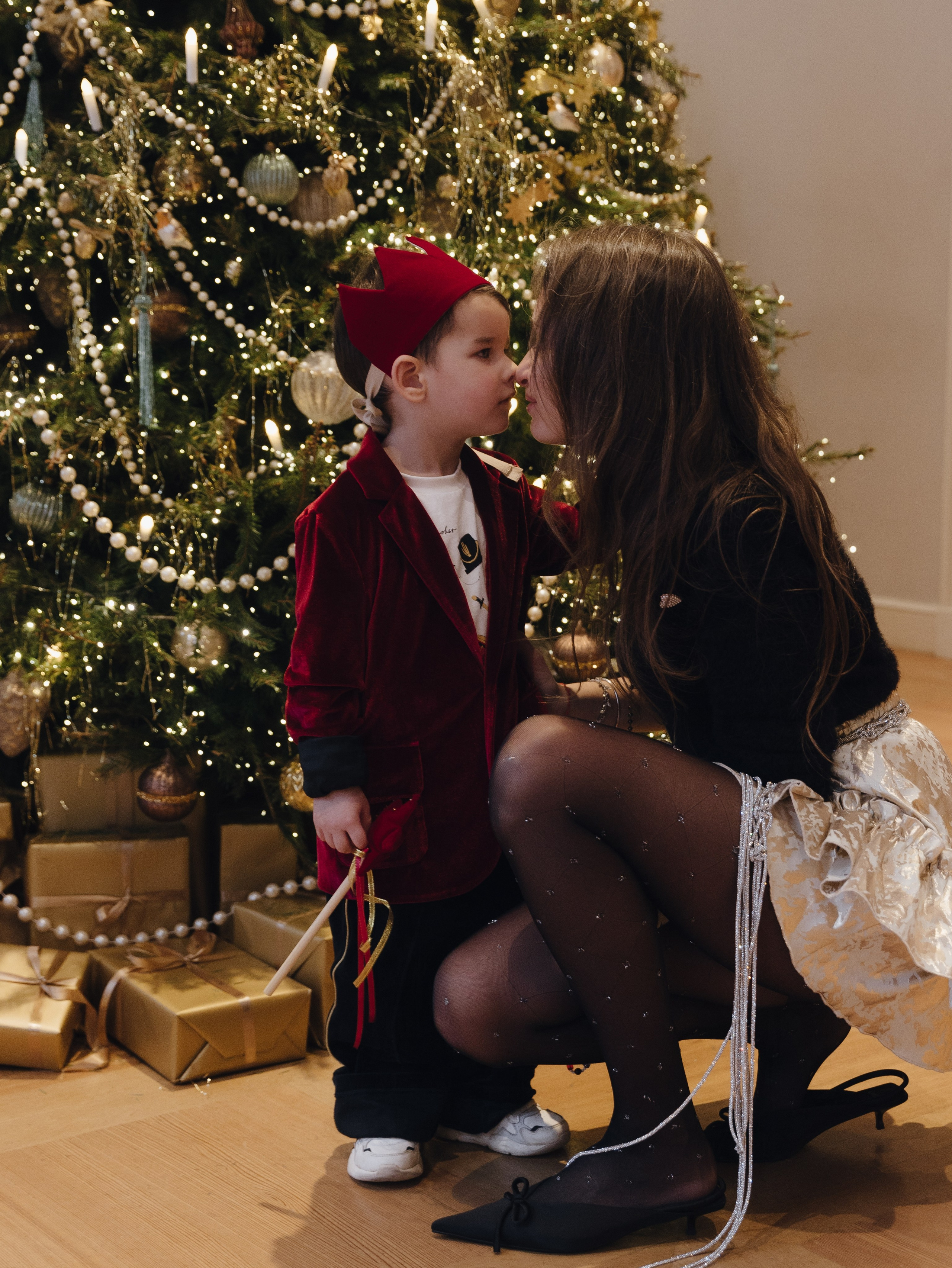 NUANCE — Ёлка. Destination wedding photographer Mary Korenchuk