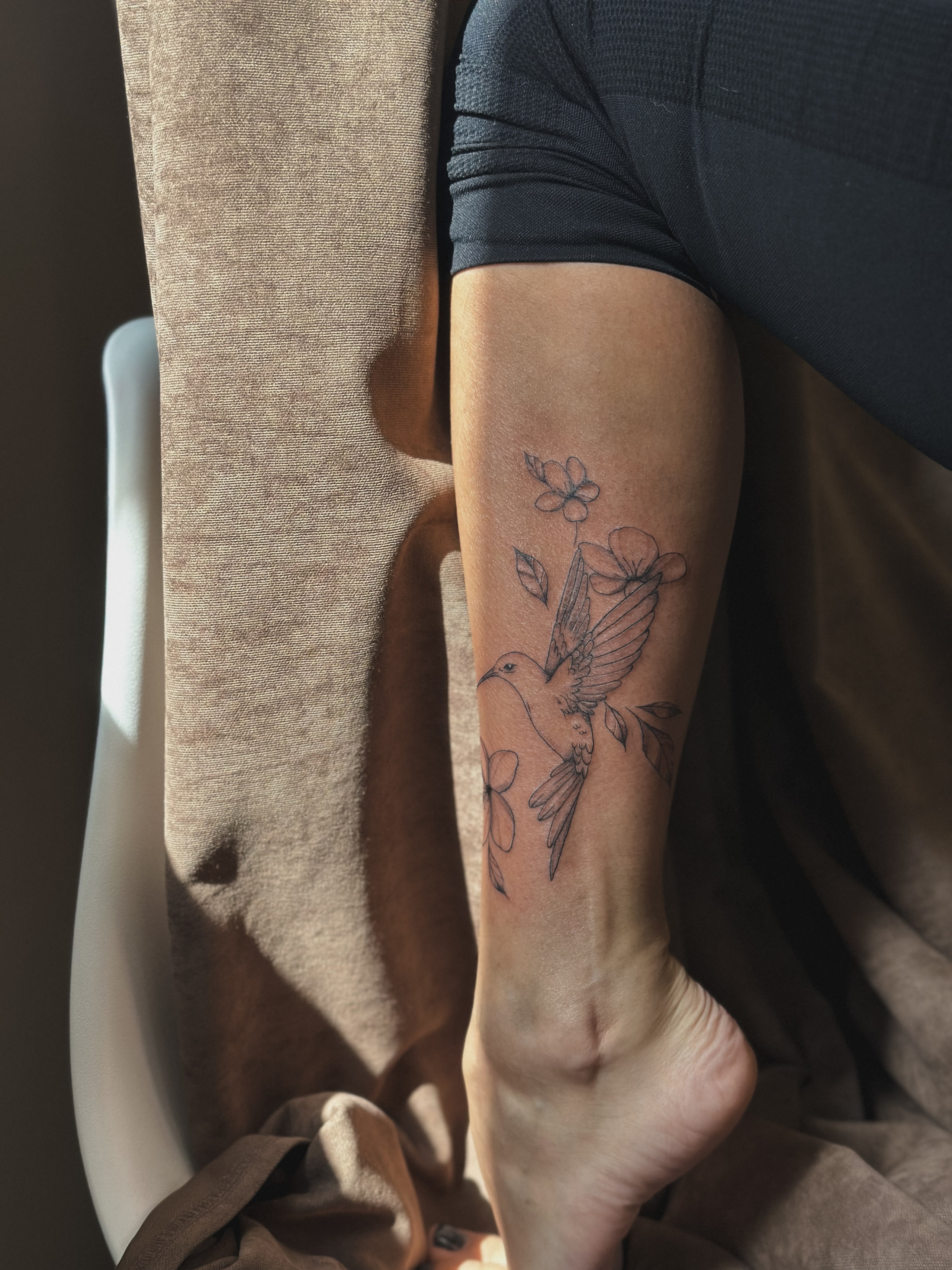 Сеанс тату. Тату мастер Новосибирск