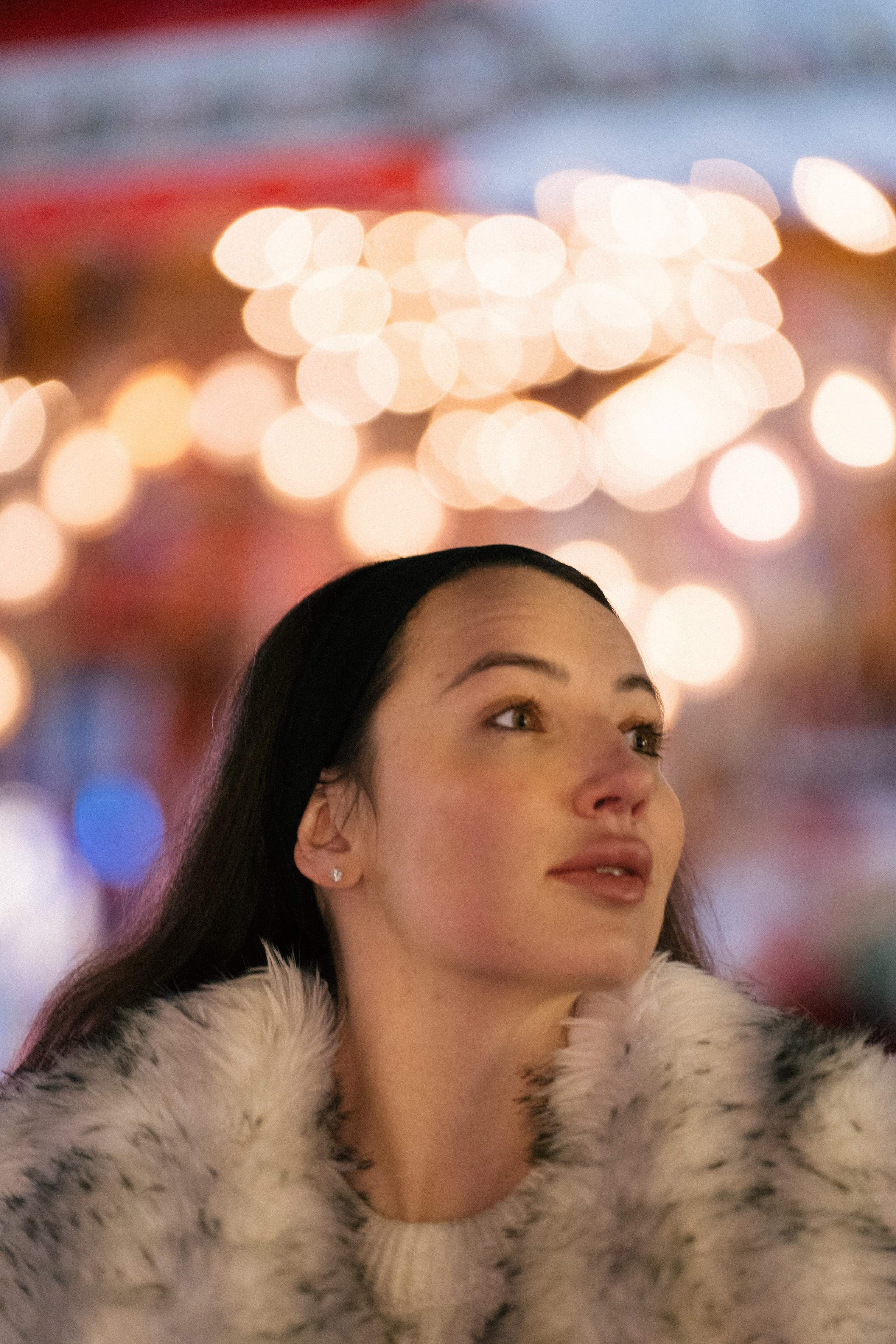 ПРОГУЛКА НА МАНЕЖНОЙ ПЛОЩАДИ ДЛЯ ДЕВУШКИ ПЕРЕД НОВЫМ ГОДОМ (НОВОГОДНЯЯ ФОТОСЕССИИЯ НА МАНЕЖНОЙ ПЛОЩАДИ). Профессиональный фотограф, Санкт-Петербург — Виктория Богомолова