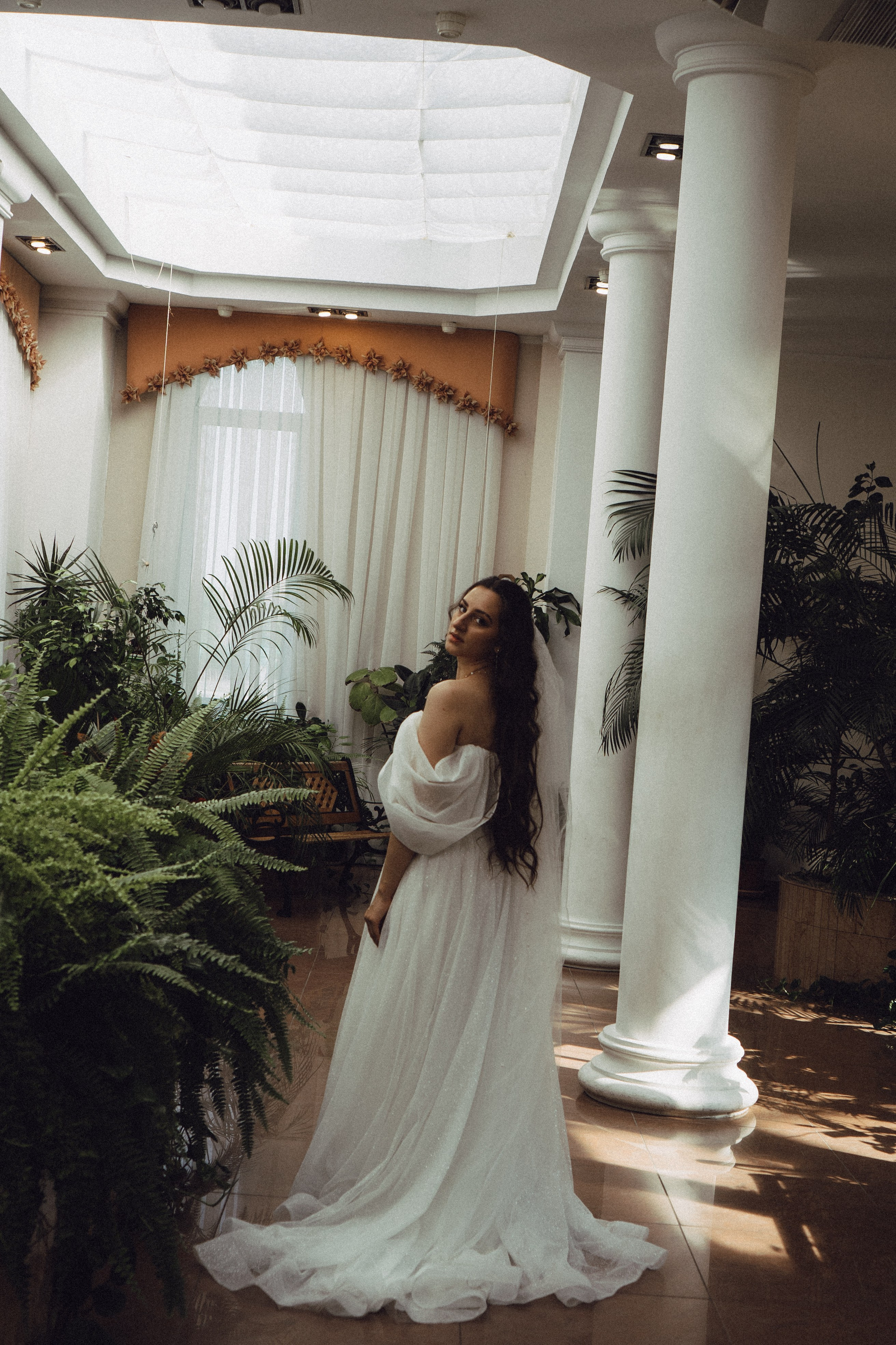 СВАДЕБНАЯ СЬЕМК В ПАРКЕ 300-ЛЕТИЯ. Профессиональный фотограф, Санкт-Петербург — Виктория Богомолова