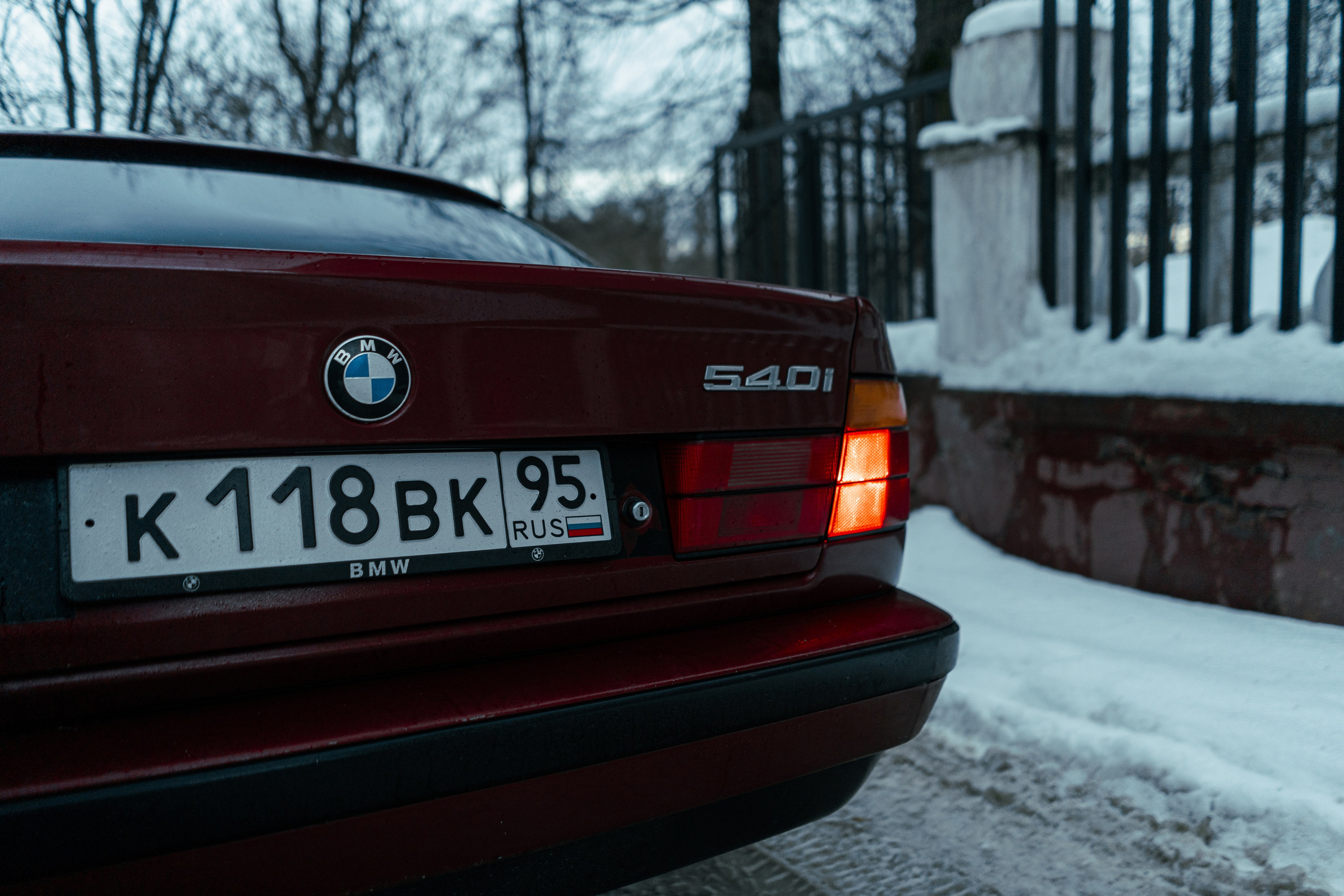 Автомобильная фото-сессия BMW 540i E34 в Калуге