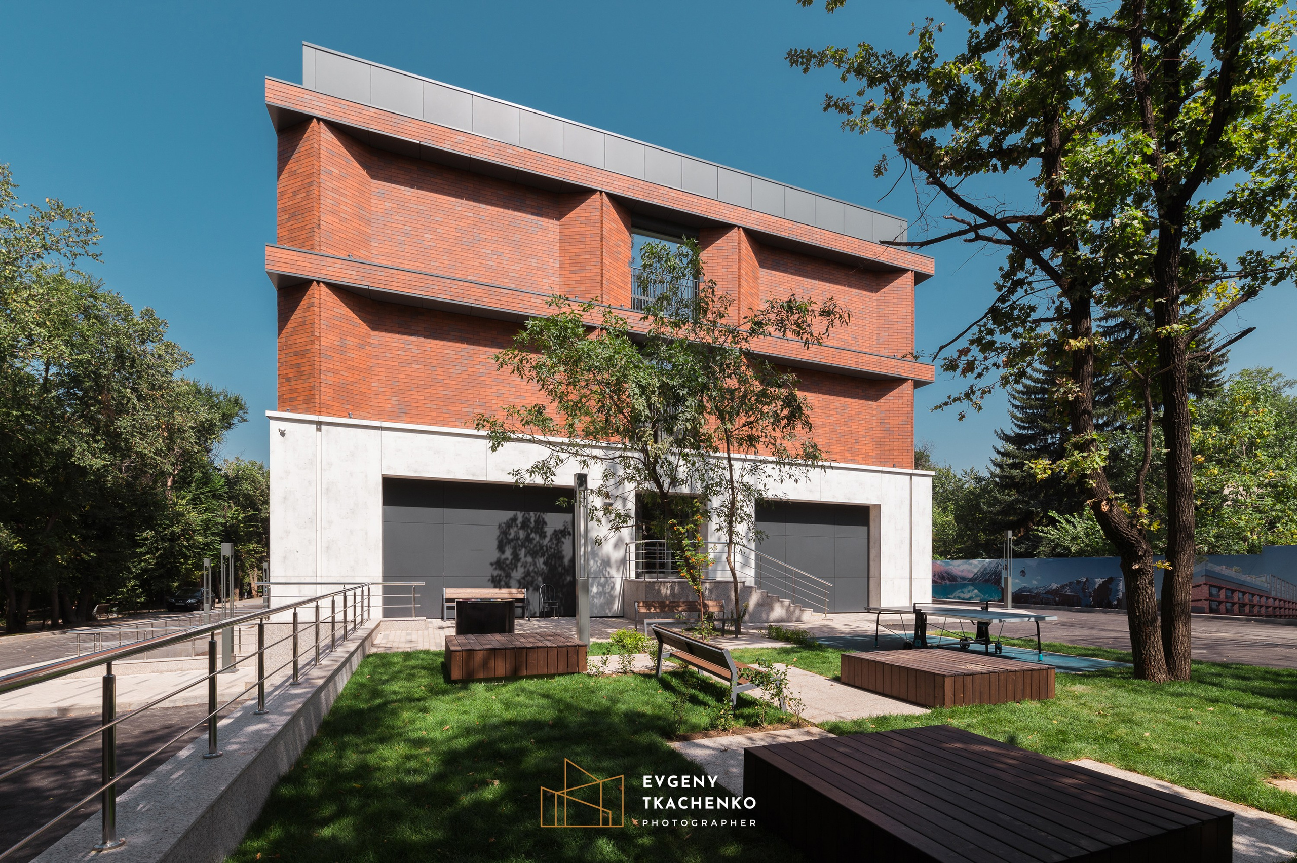 Общежитие университета NarXoz в Алматы. Архитектурный и интерьерный фотограф в Казахстане