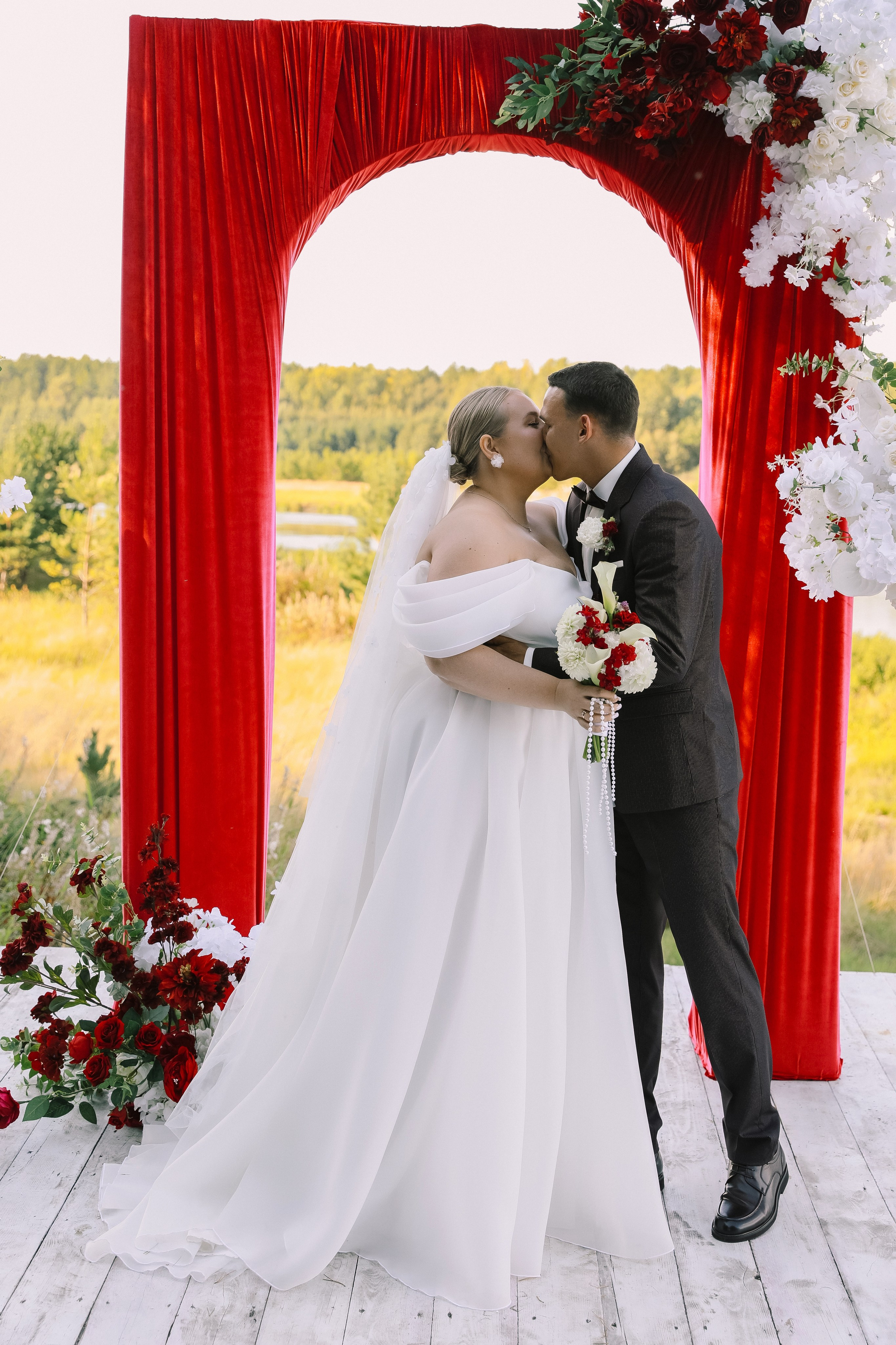 Артём и Юля. MK Event — организация мероприятий в Екатеринбурге