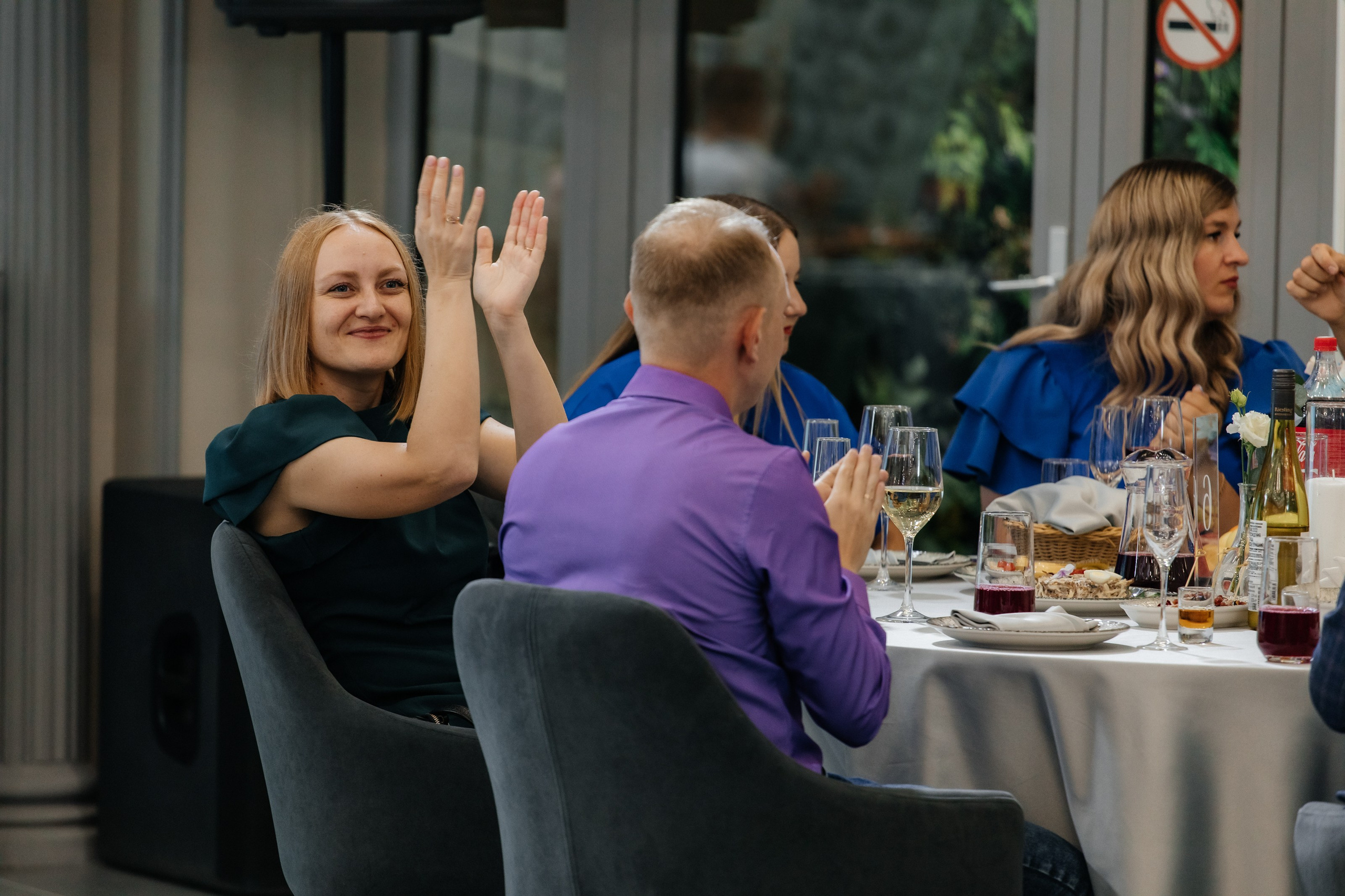 Саша & Валя. Свадебный и портретный фотограф в Омске Антон Карев