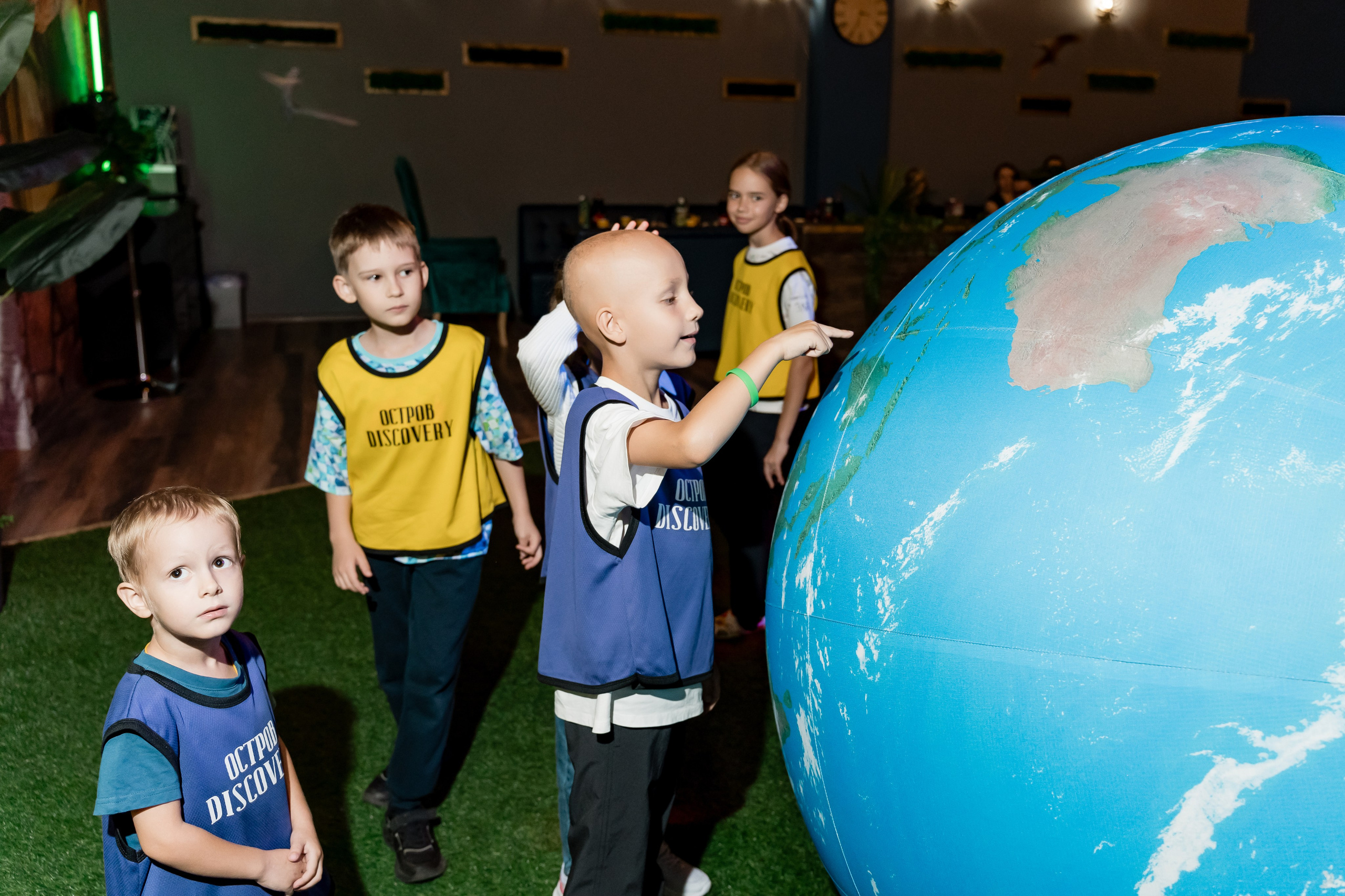 С Днем Рождения, Гена! Остров Discovery