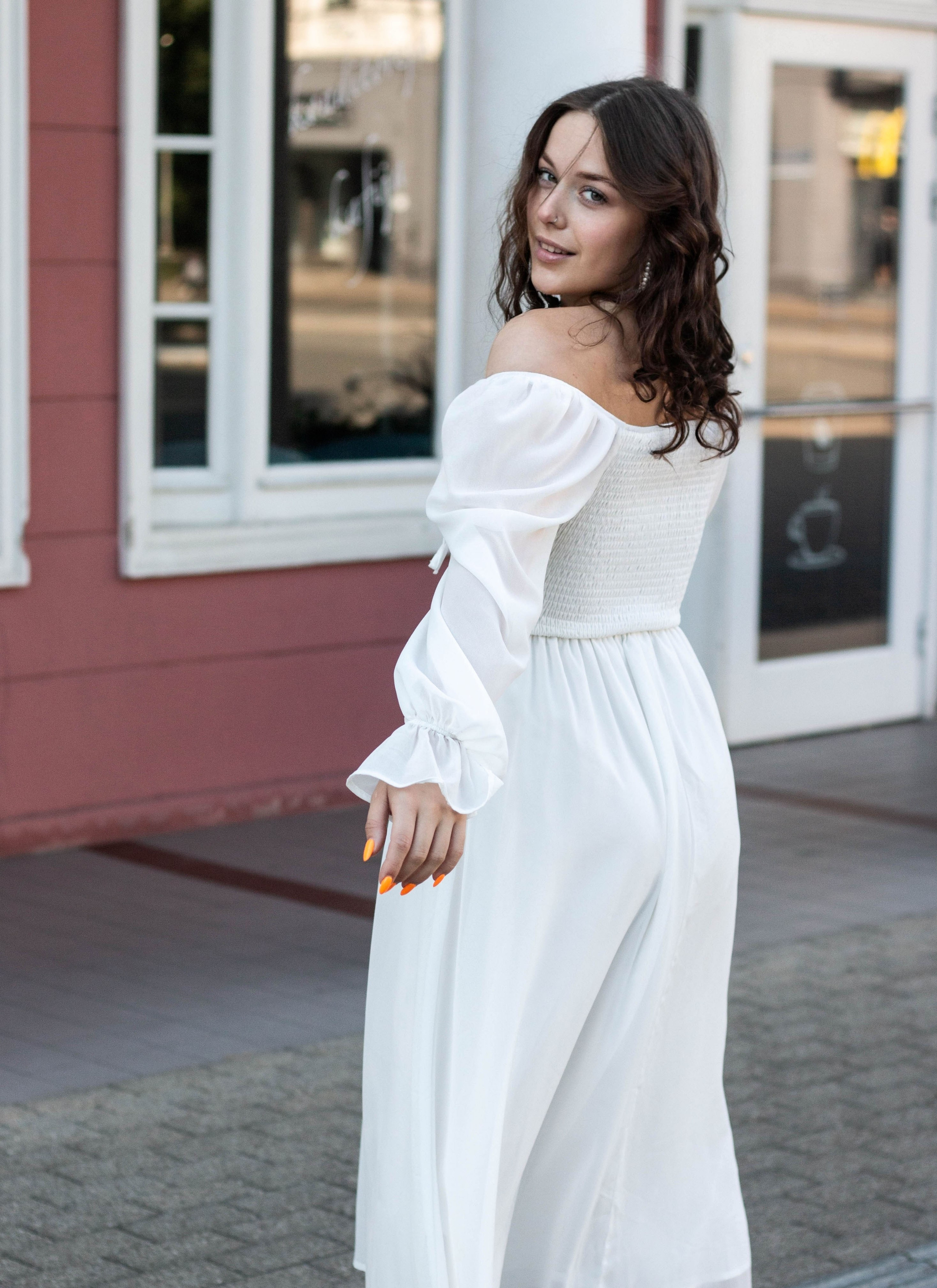 Настя. Бережно сохраняю ваши чувства и истории на своих фотографиях