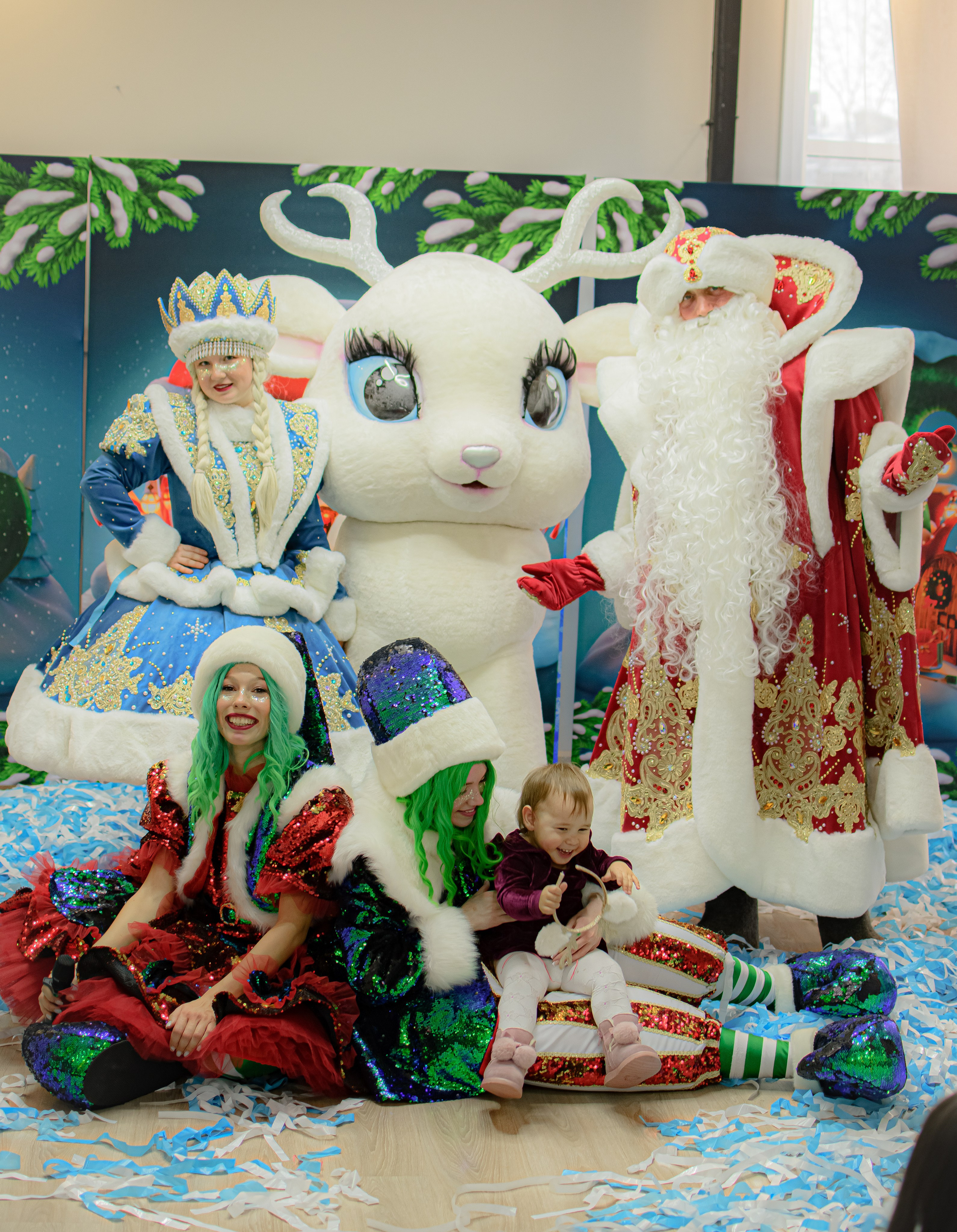 HAPPY NEW YEAR. Photokarish