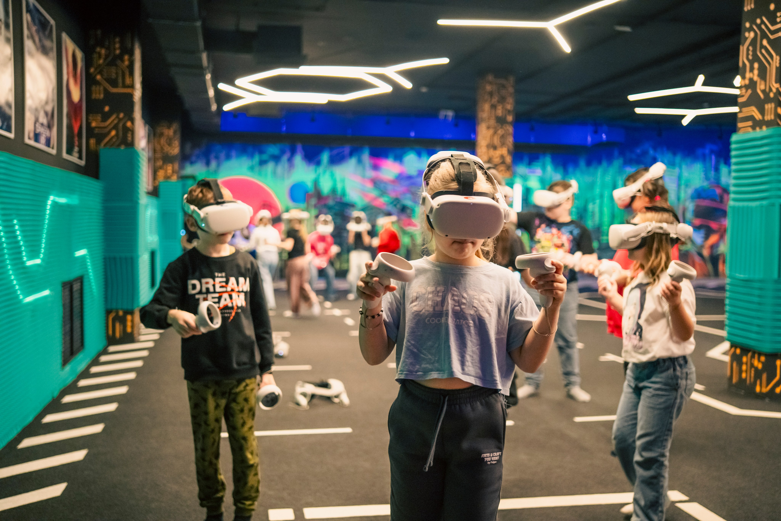 VR (September-October 2024). Felixtones