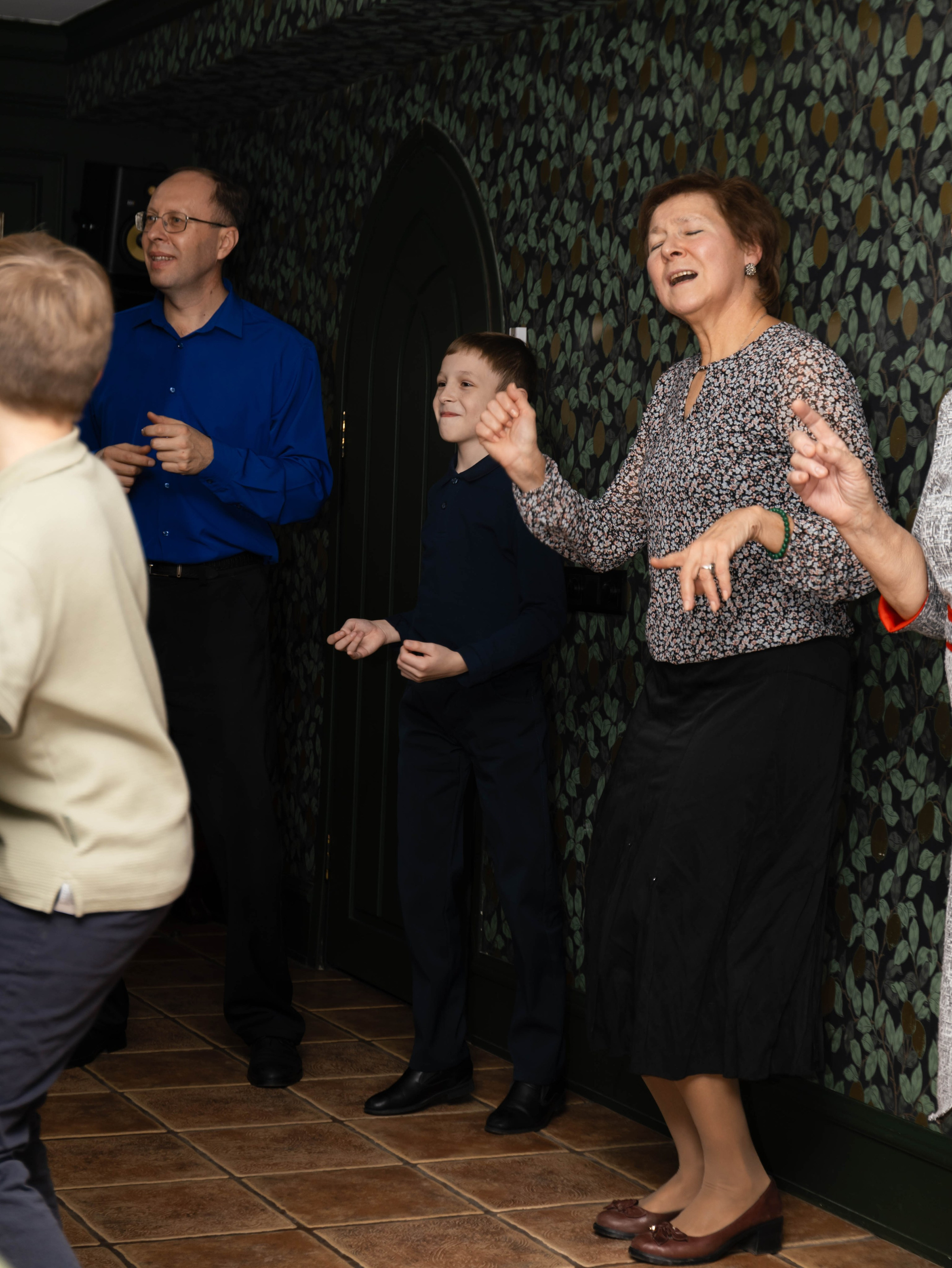Юбилей Ольги Ивановны. Семейный фотограф Софи Симакова в Волгограде и Волжском