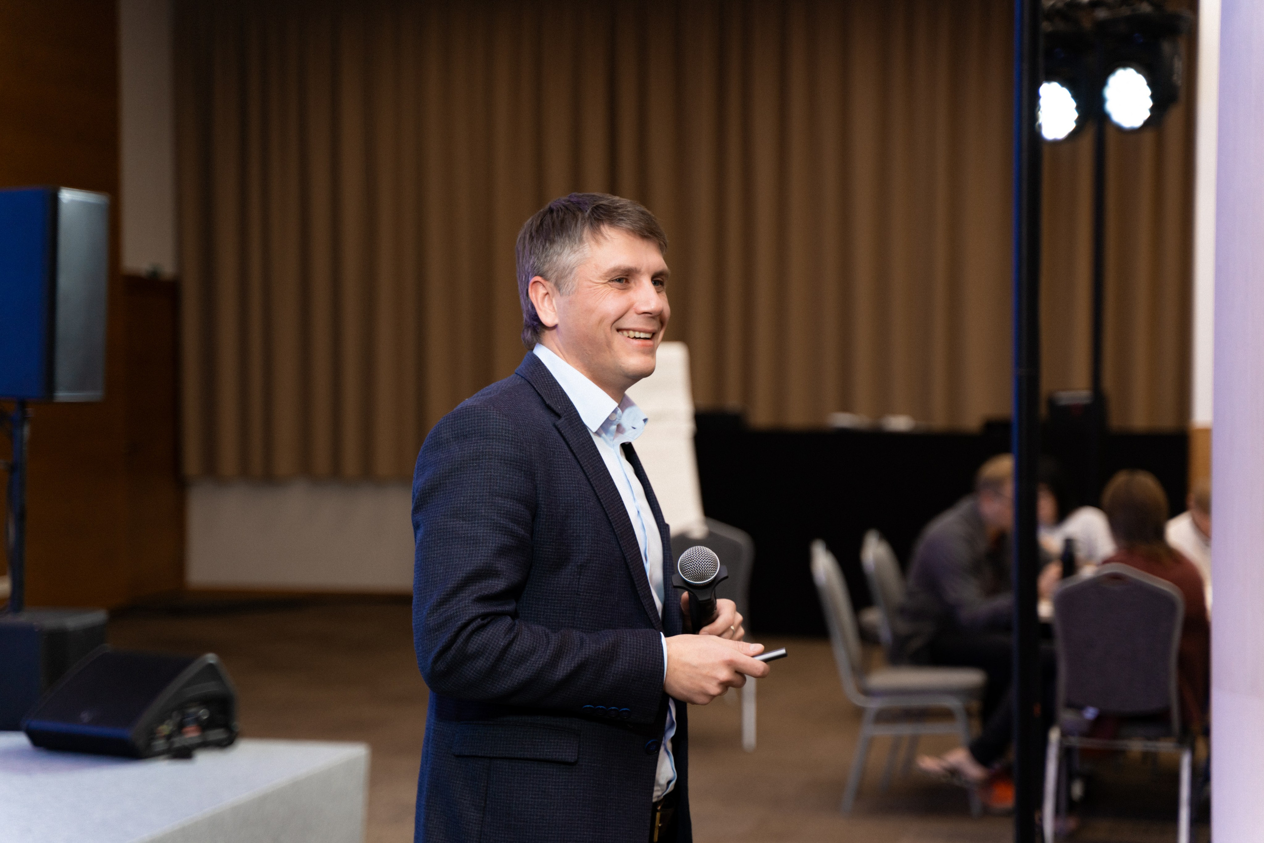 Окружной семинар в сфере профилактики от Росмолодежи в Амаксе 2024. Фотограф Надежда Погребняк | Рязань | Москва