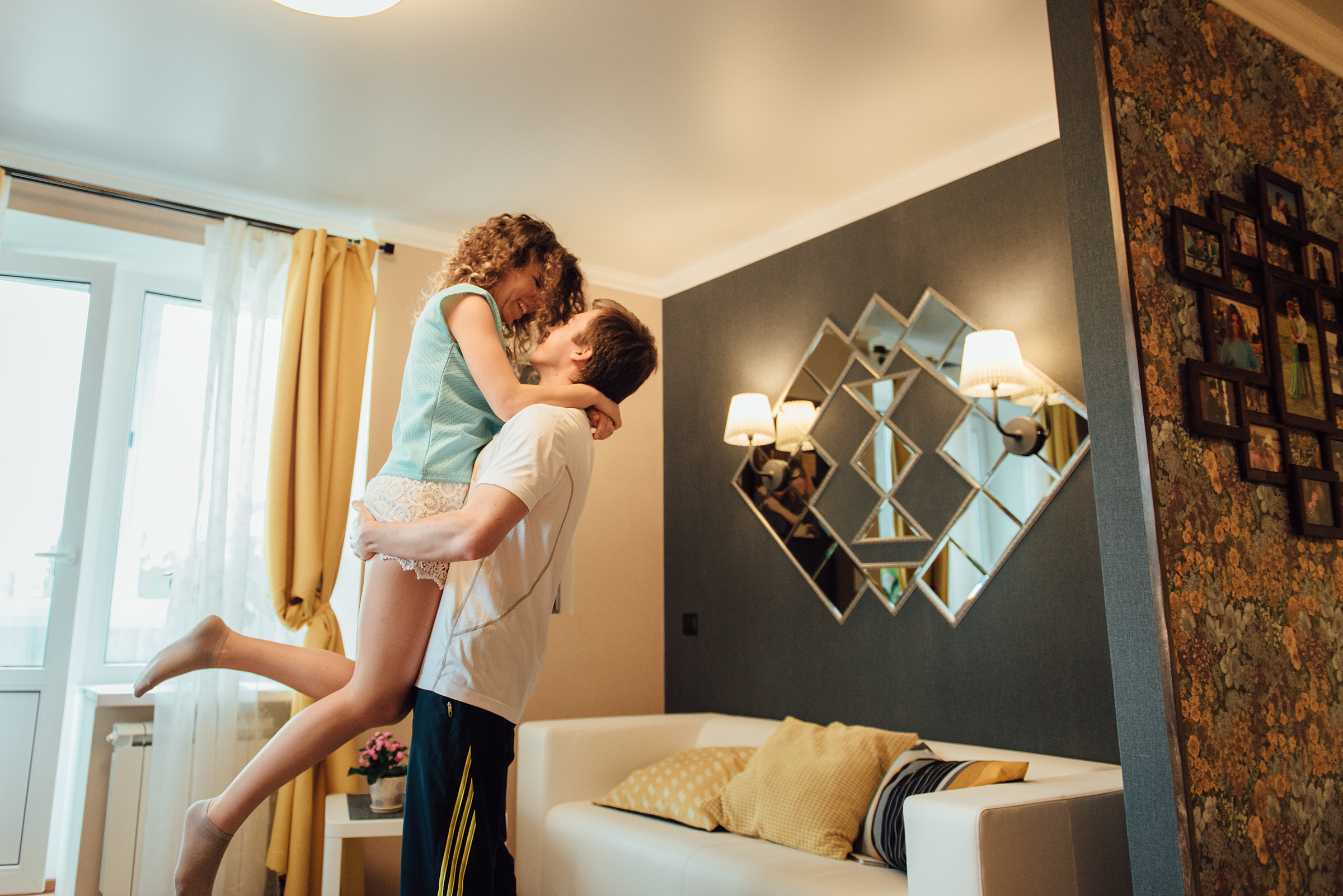 Предсвадебная фотосессия прогулка в центре Санкт-Петербурга. Свадебный фотограф в Санкт-Петербурге Венера Ахметова