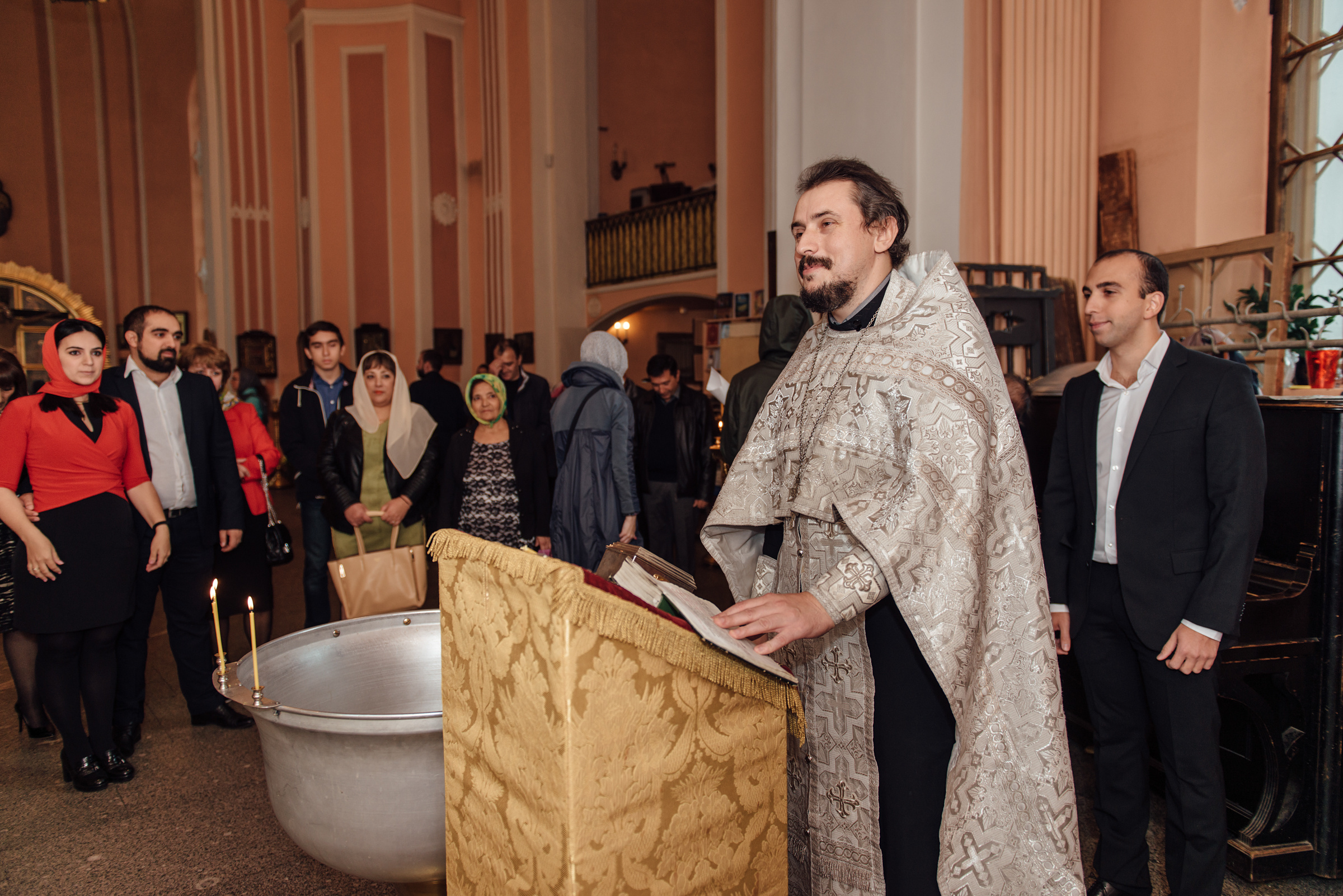 Крещение в храме Рождества св. Иоанна Предтечи, Чесменская церковь. Свадебный фотограф в Санкт-Петербурге Венера Ахметова