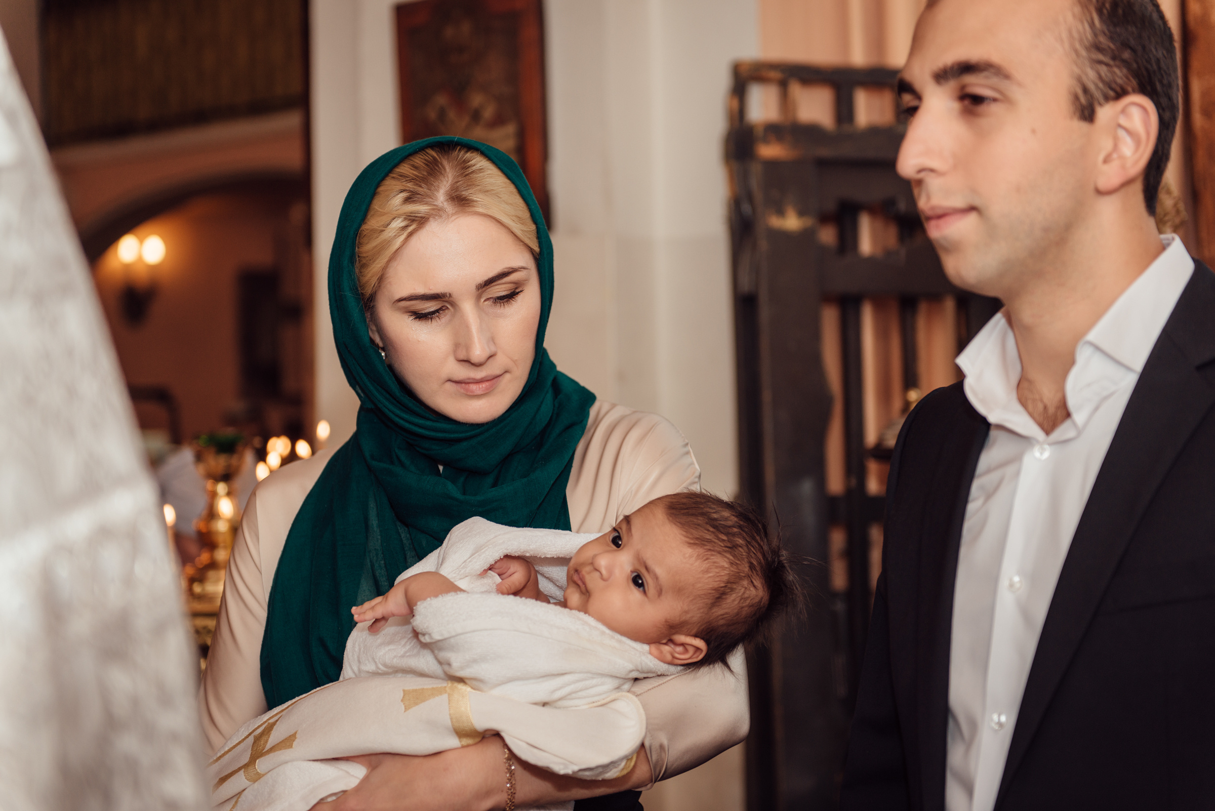 Крещение в храме Рождества св. Иоанна Предтечи, Чесменская церковь. Свадебный фотограф в Санкт-Петербурге Венера Ахметова