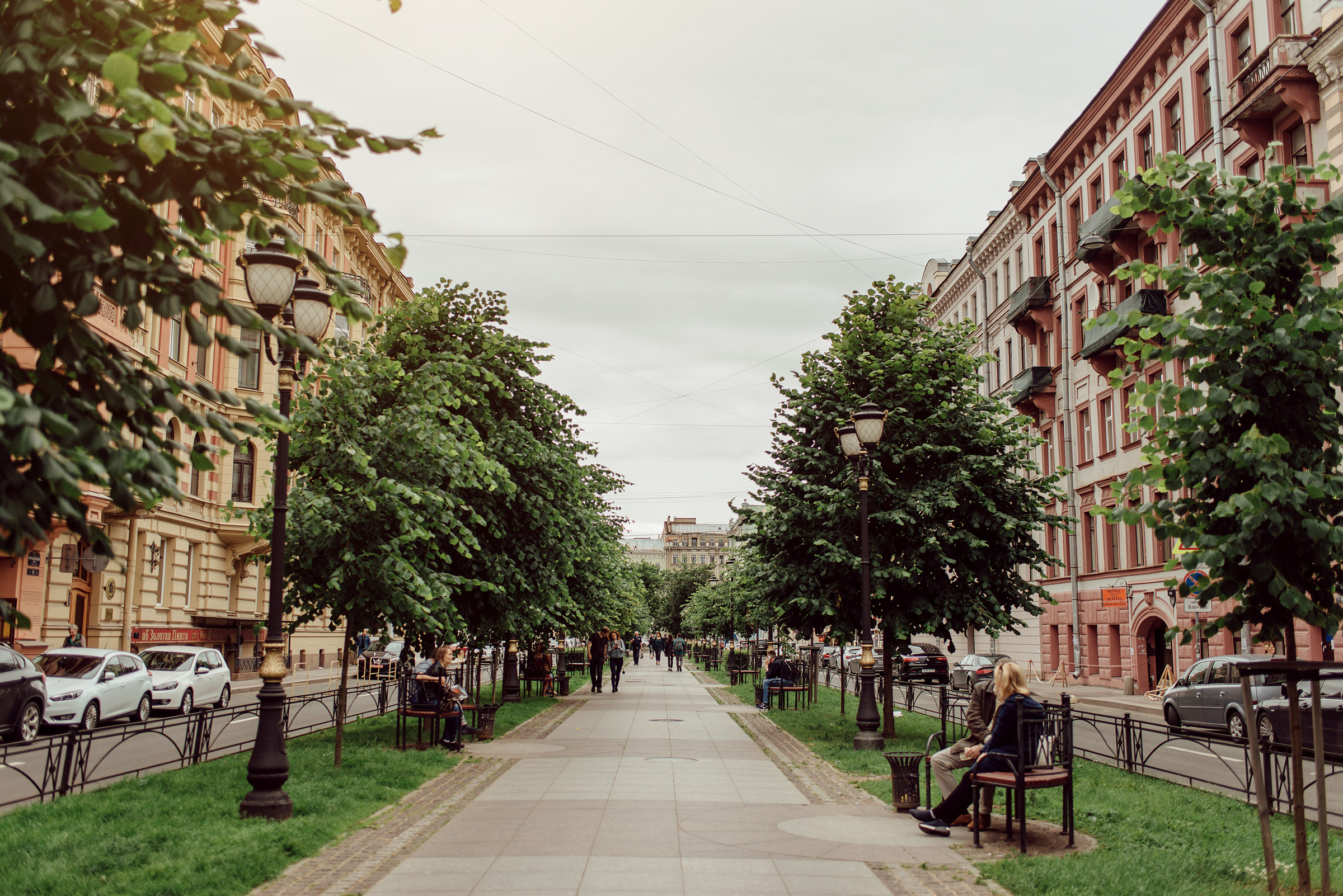 Предсвадебная фотосессия прогулка в центре Санкт-Петербурга. Свадебный фотограф в Санкт-Петербурге Венера Ахметова